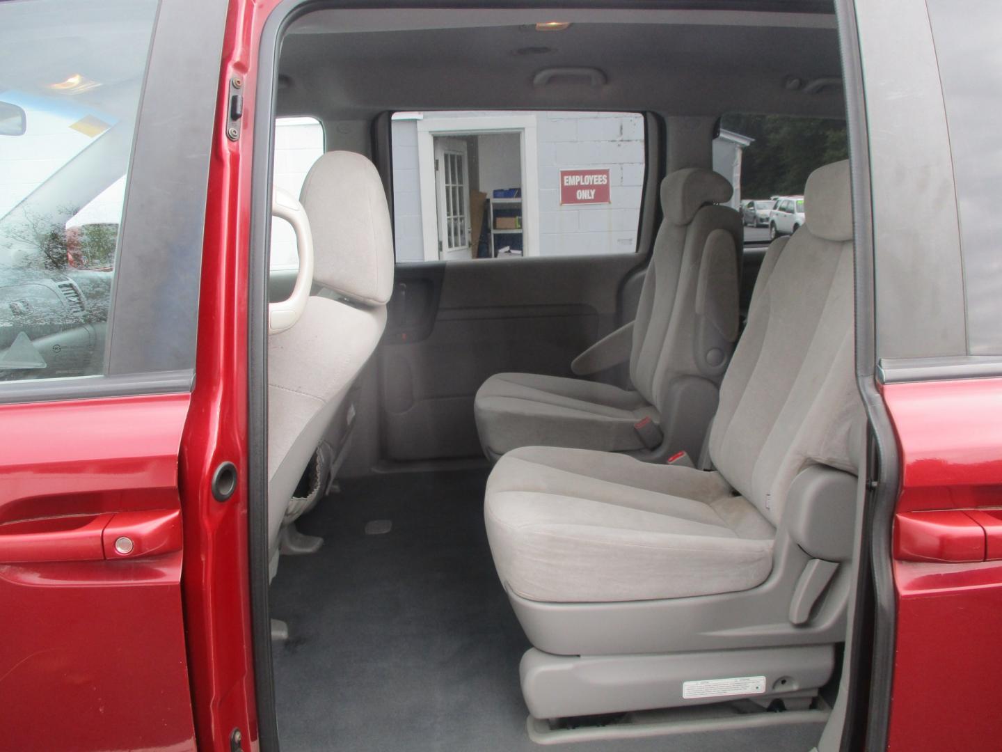2008 RED Kia Sedona EX LWB (KNDMB233386) with an 3.8L V6 DOHC 24V engine, 5A OD transmission, located at 540a Delsea Drive, Sewell, NJ, 08080, (987) 867-5309, 39.752560, -75.111206- Photo#13
