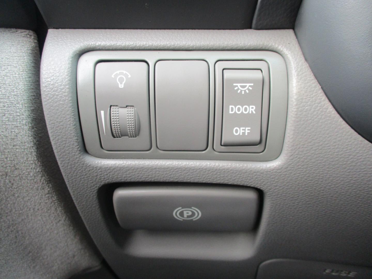 2008 RED Kia Sedona EX LWB (KNDMB233386) with an 3.8L V6 DOHC 24V engine, 5A OD transmission, located at 540a Delsea Drive, Sewell, NJ, 08080, (987) 867-5309, 39.752560, -75.111206- Photo#21