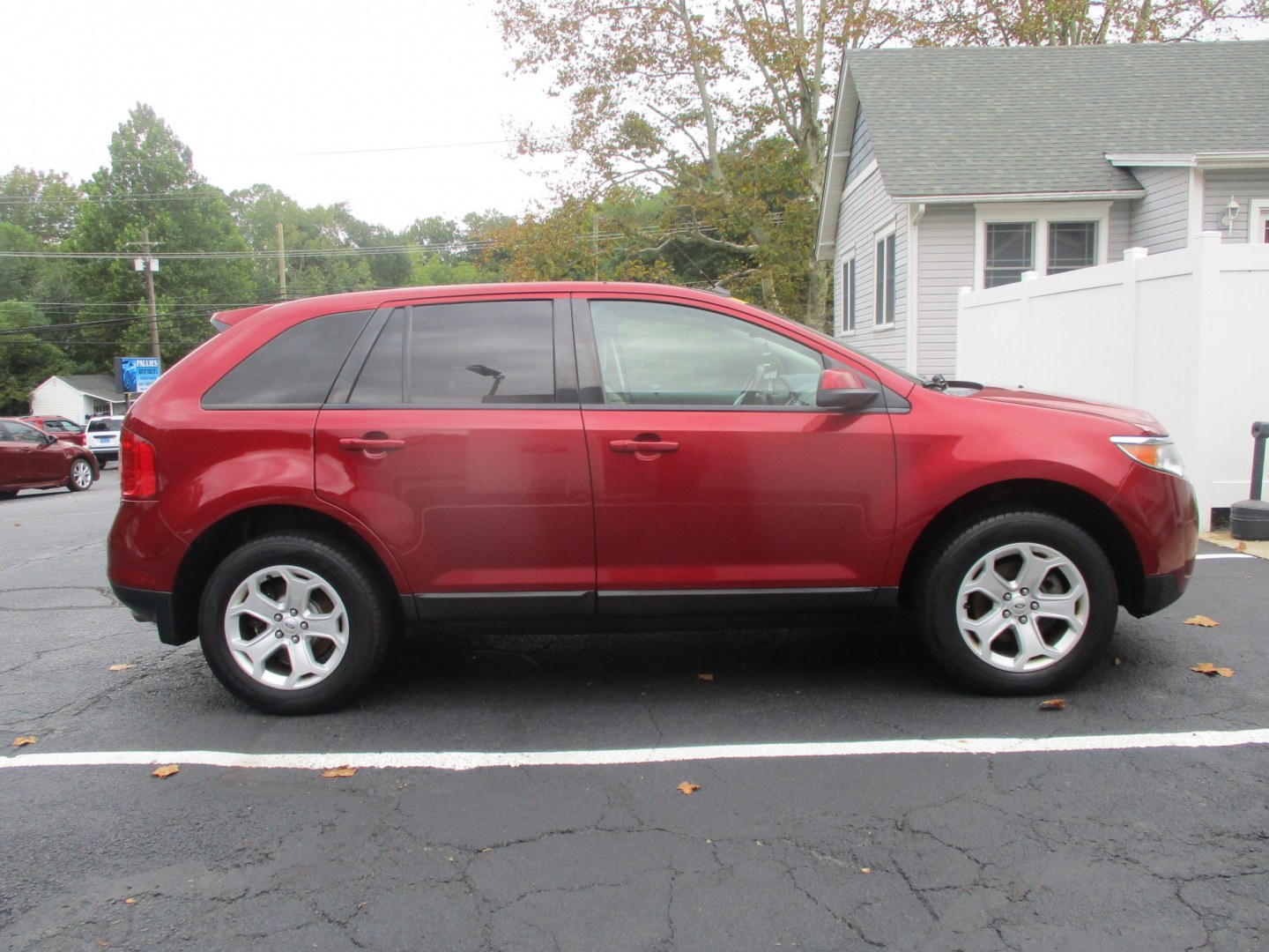 2013 RED Ford Edge SEL AWD (2FMDK4JC7DB) with an 3.5L V6 DOHC 24V engine, 6A transmission, located at 540a Delsea Drive, Sewell, NJ, 08080, (987) 867-5309, 39.752560, -75.111206- Photo#7