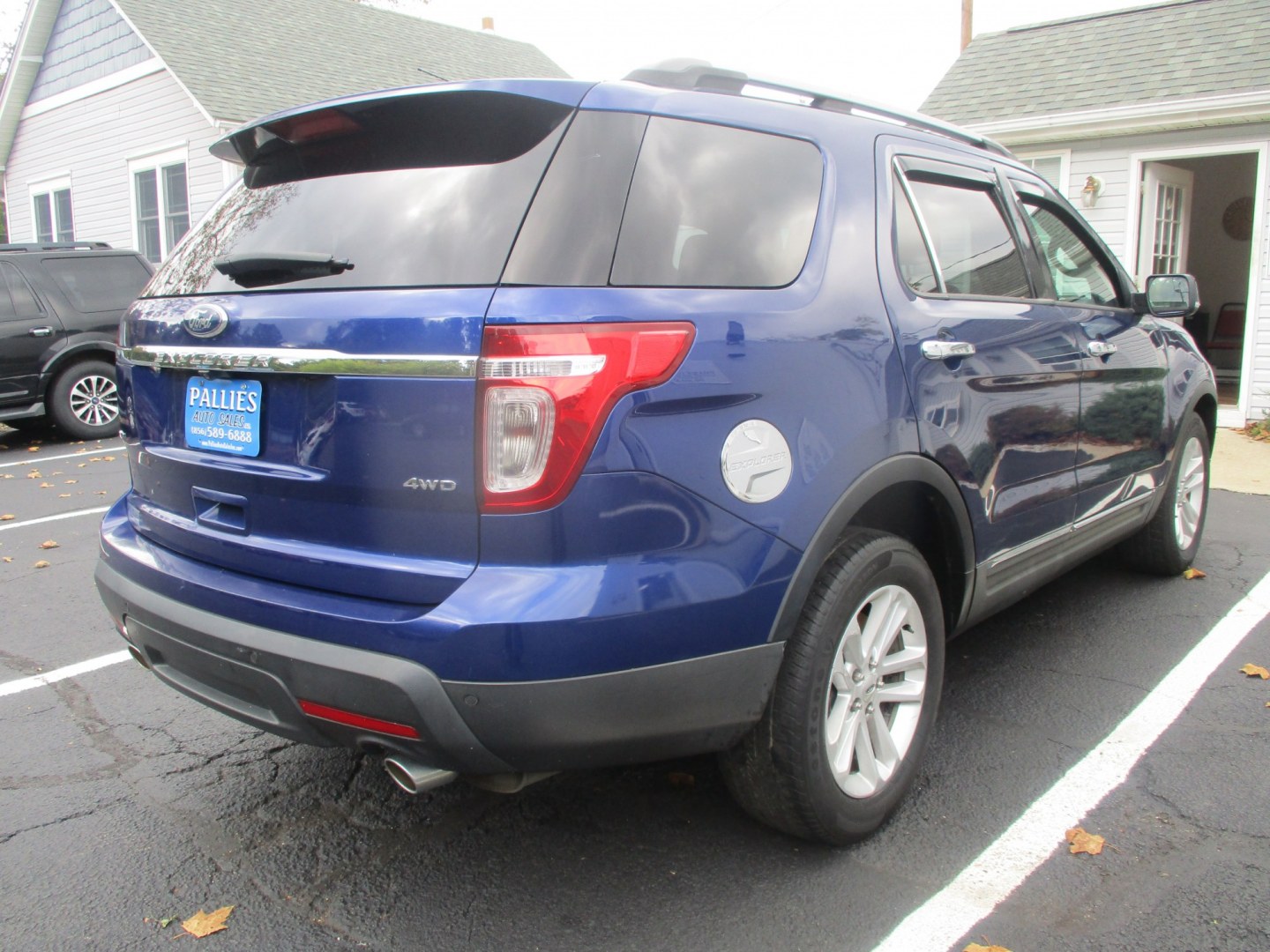 2015 BLUE Ford Explorer XLT 4WD (1FM5K8D86FG) with an 3.5L V6 DOHC 24V engine, 6-Speed Automatic transmission, located at 540a Delsea Drive, Sewell, NJ, 08080, (987) 867-5309, 39.752560, -75.111206- Photo#7