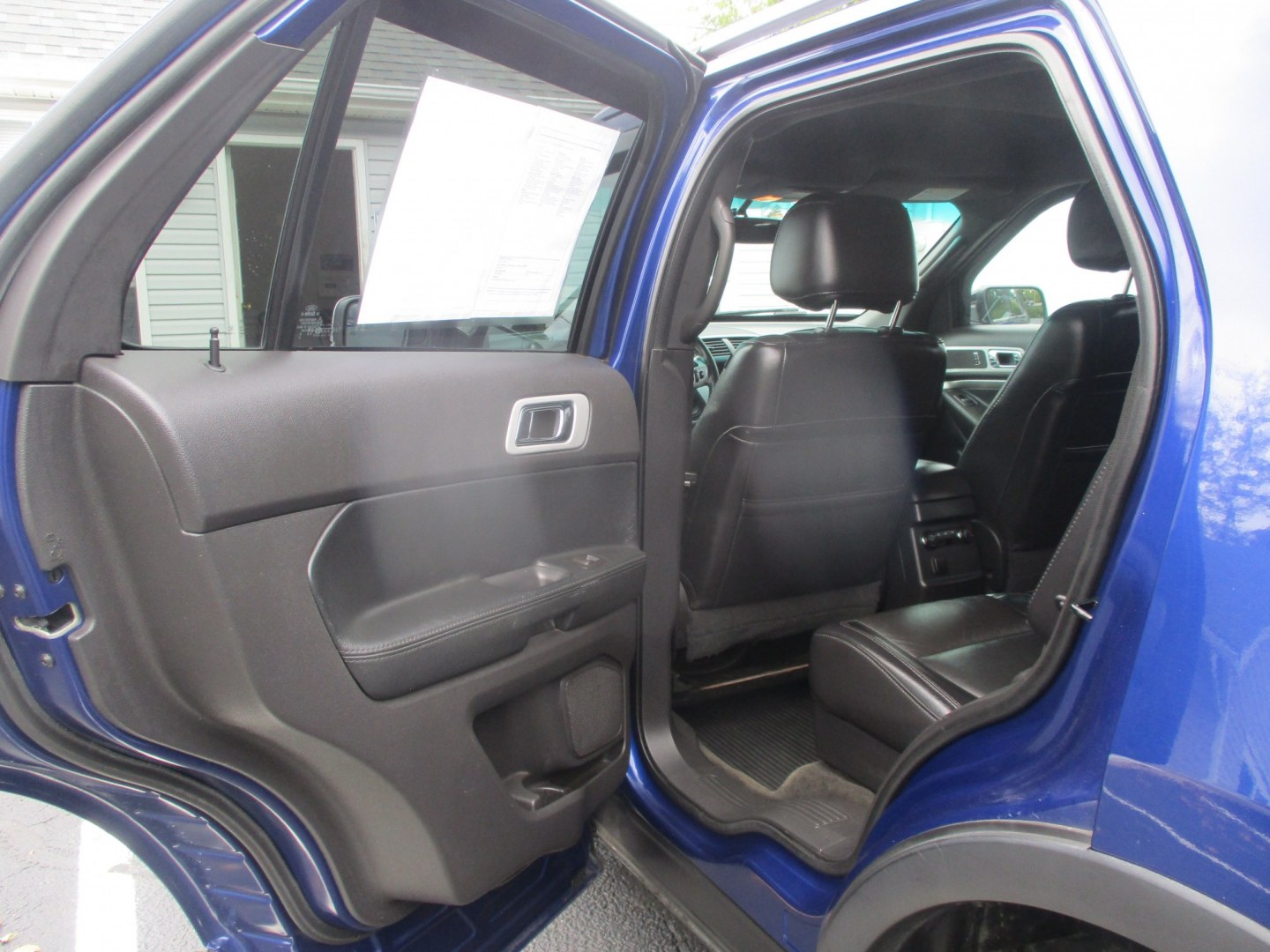 2015 BLUE Ford Explorer XLT 4WD (1FM5K8D86FG) with an 3.5L V6 DOHC 24V engine, 6-Speed Automatic transmission, located at 540a Delsea Drive, Sewell, NJ, 08080, (987) 867-5309, 39.752560, -75.111206- Photo#14