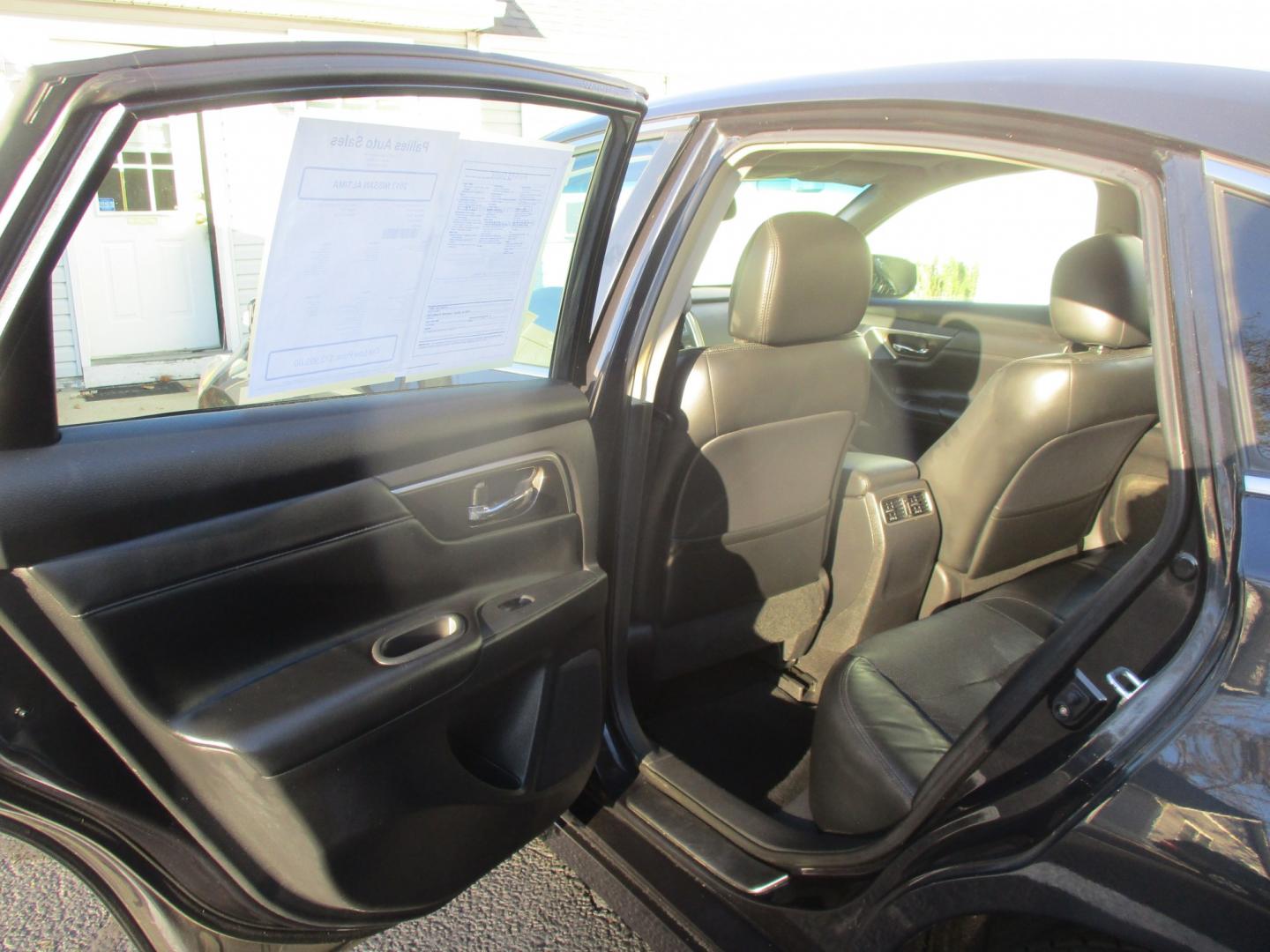 2013 BLACK Nissan Altima 2.5 S (1N4AL3AP9DC) with an 2.5L L4 DOHC 16V engine, located at 540a Delsea Drive, Sewell, NJ, 08080, (987) 867-5309, 39.752560, -75.111206- Photo#14
