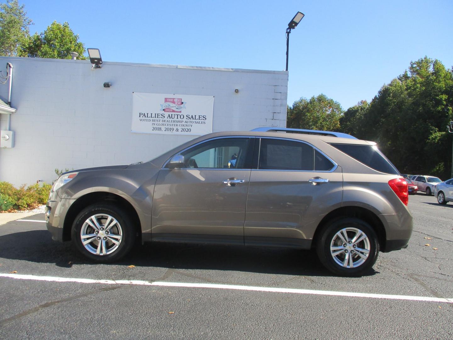 2012 GRAY Chevrolet Equinox LTZ AWD (2GNFLGE52C6) with an 3.0L V6 DOHC 24V engine, 6-Speed Automatic transmission, located at 540a Delsea Drive, Sewell, NJ, 08080, (987) 867-5309, 39.752560, -75.111206- Photo#2