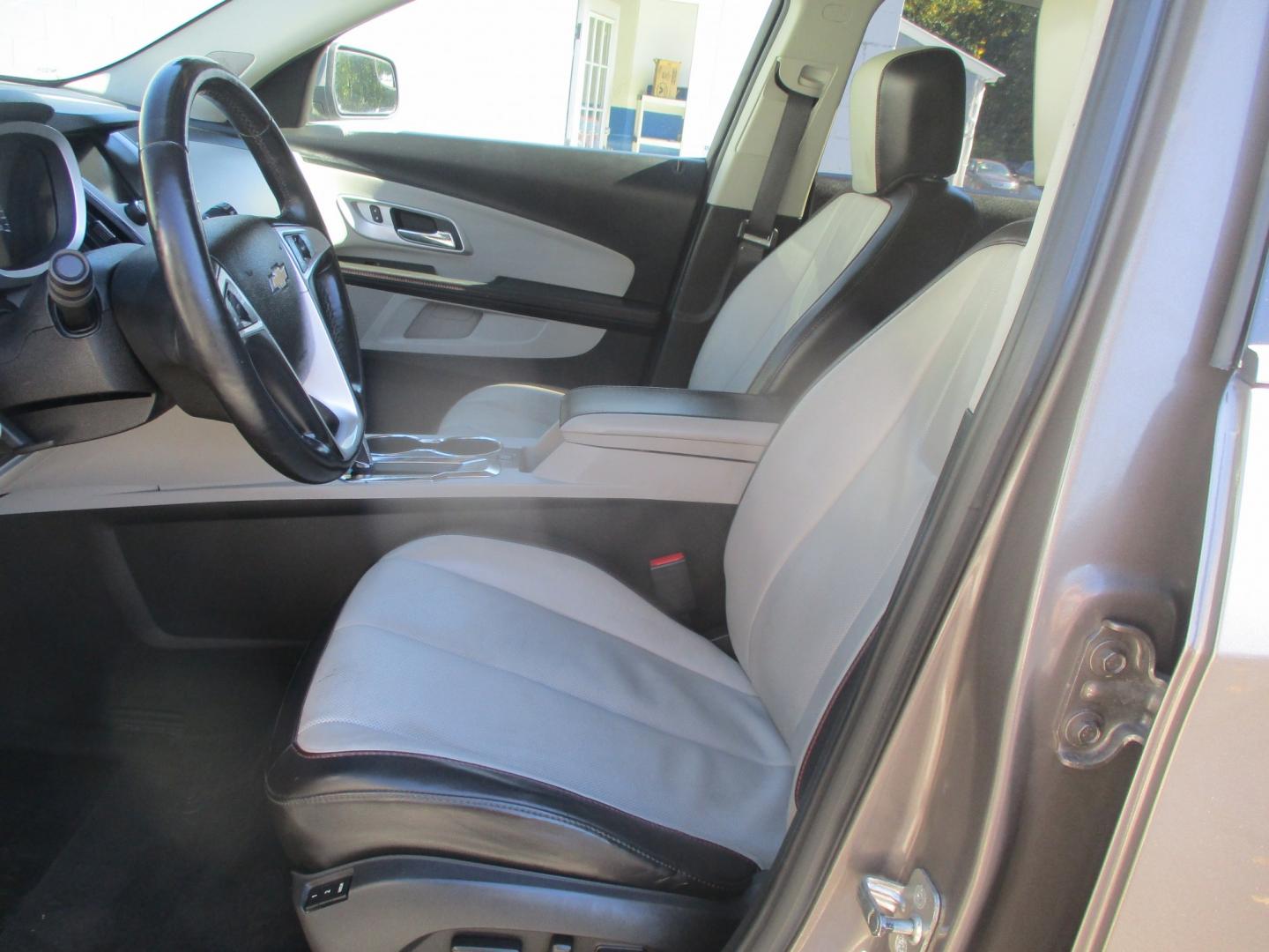 2012 GRAY Chevrolet Equinox LTZ AWD (2GNFLGE52C6) with an 3.0L V6 DOHC 24V engine, 6-Speed Automatic transmission, located at 540a Delsea Drive, Sewell, NJ, 08080, (987) 867-5309, 39.752560, -75.111206- Photo#12