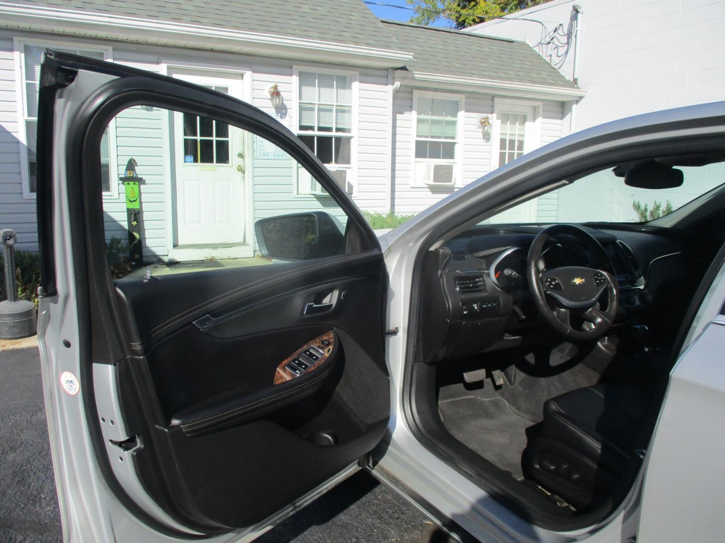 2014 SILVER Chevrolet Impala 1LT (1G1115SL3EU) with an 2.5L L4 DOHC 16V engine, 6-Speed Automatic transmission, located at 540a Delsea Drive, Sewell, NJ, 08080, (987) 867-5309, 39.752560, -75.111206- Photo#12