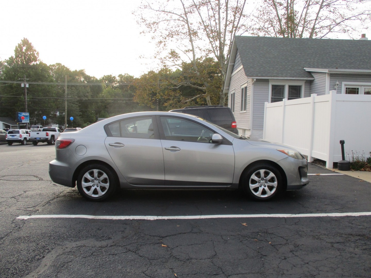 2012 SILVER Mazda MAZDA3 i Sport 4-Door (JM1BL1UGXC1) with an 2.0L L4 DOHC 16V engine, located at 540a Delsea Drive, Sewell, NJ, 08080, (987) 867-5309, 39.752560, -75.111206- Photo#8