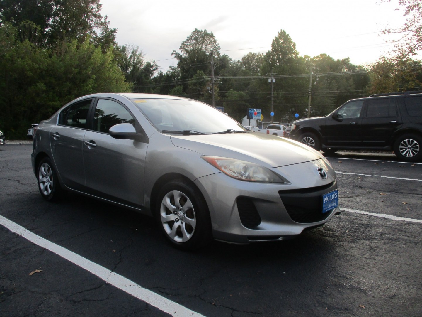 2012 SILVER Mazda MAZDA3 i Sport 4-Door (JM1BL1UGXC1) with an 2.0L L4 DOHC 16V engine, located at 540a Delsea Drive, Sewell, NJ, 08080, (987) 867-5309, 39.752560, -75.111206- Photo#9