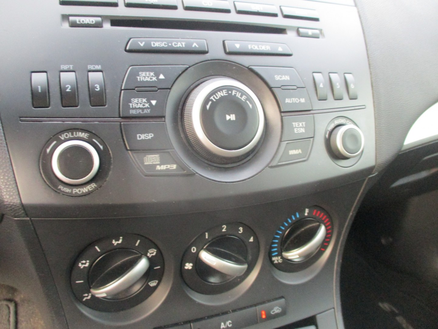 2012 SILVER Mazda MAZDA3 i Sport 4-Door (JM1BL1UGXC1) with an 2.0L L4 DOHC 16V engine, located at 540a Delsea Drive, Sewell, NJ, 08080, (987) 867-5309, 39.752560, -75.111206- Photo#20