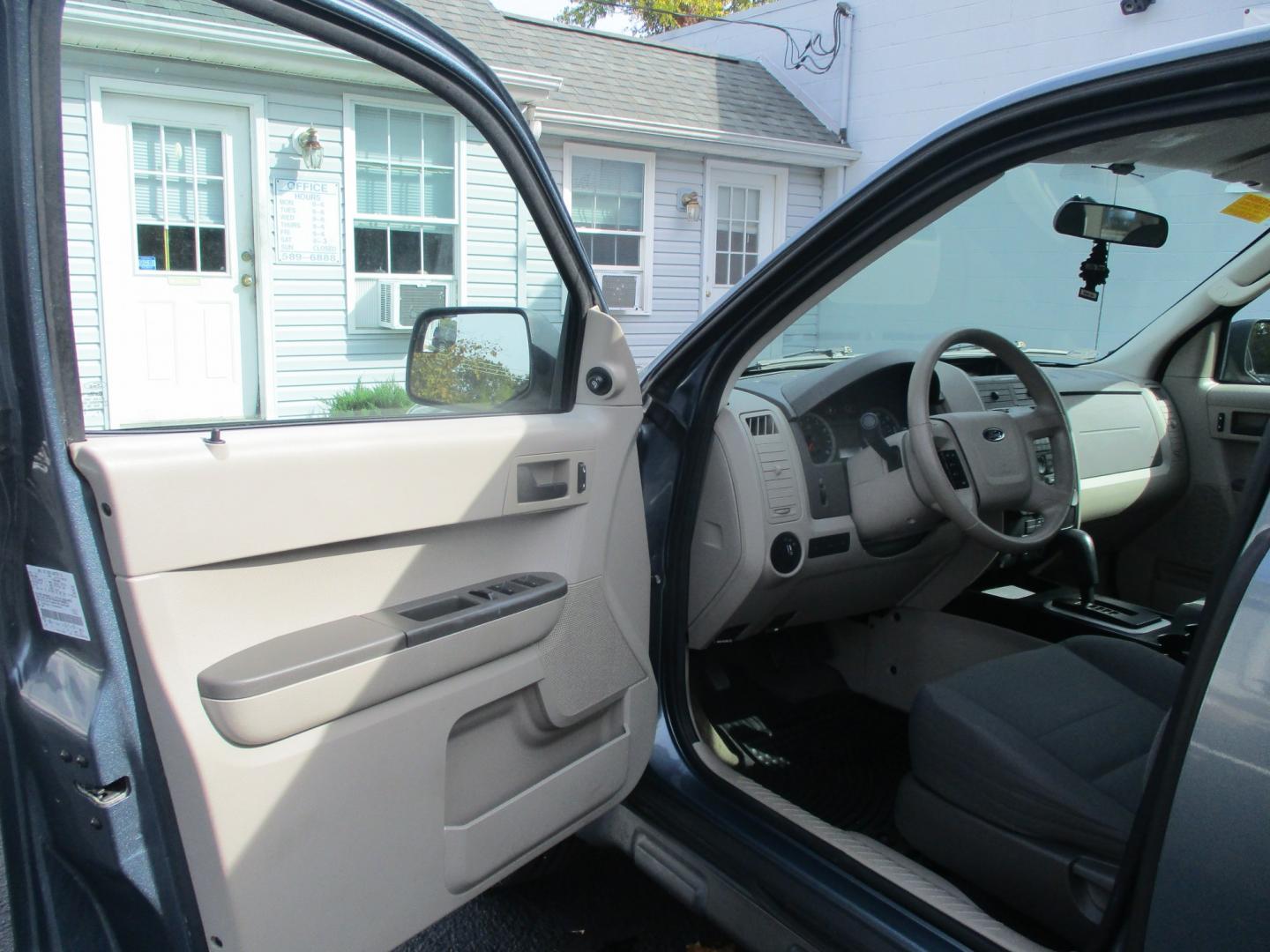 2012 BLUE Ford Escape XLS FWD (1FMCU0C73CK) with an 2.5L L4 DOHC 16V engine, located at 540a Delsea Drive, Sewell, NJ, 08080, (987) 867-5309, 39.752560, -75.111206- Photo#12