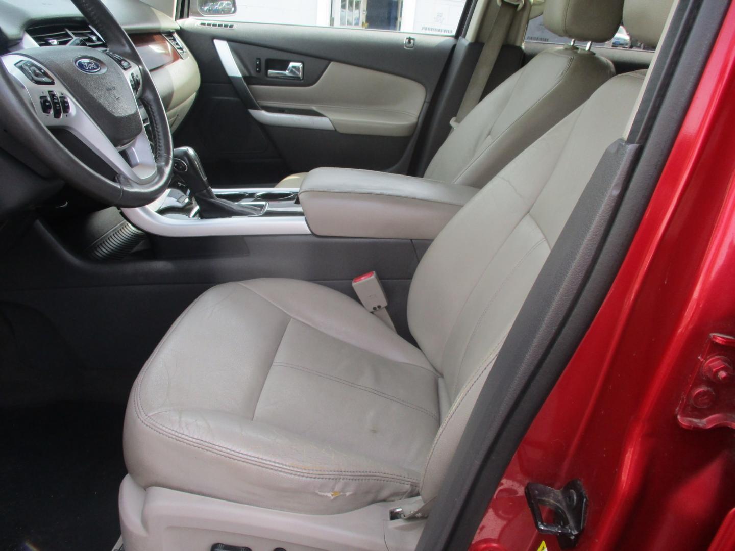 2012 RED Ford Edge Limited FWD (2FMDK3KC0CB) with an 3.5L V6 DOHC 24V engine, 6-Speed Automatic transmission, located at 540a Delsea Drive, Sewell, NJ, 08080, (987) 867-5309, 39.752560, -75.111206- Photo#12