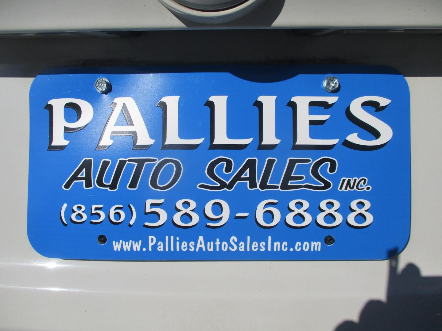 2010 WHITE Mercury Mariner I4 2WD (4M2CN8B77AK) with an 2.5L L4 DOHC 16V engine, 6A transmission, located at 540a Delsea Drive, Sewell, NJ, 08080, (987) 867-5309, 39.752560, -75.111206- Photo#4