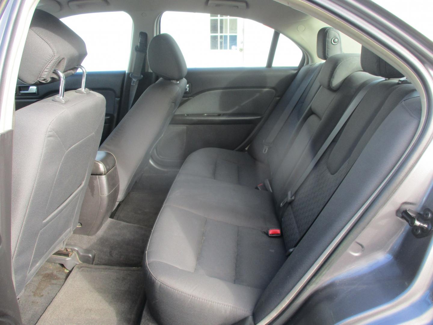 2012 GRAY Ford Fusion SE (3FAHP0HA4CR) with an 2.5L L4 DOHC 16V engine, located at 540a Delsea Drive, Sewell, NJ, 08080, (987) 867-5309, 39.752560, -75.111206- Photo#14