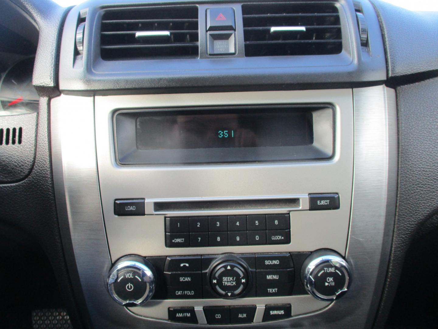 2012 GRAY Ford Fusion SE (3FAHP0HA4CR) with an 2.5L L4 DOHC 16V engine, located at 540a Delsea Drive, Sewell, NJ, 08080, (987) 867-5309, 39.752560, -75.111206- Photo#18