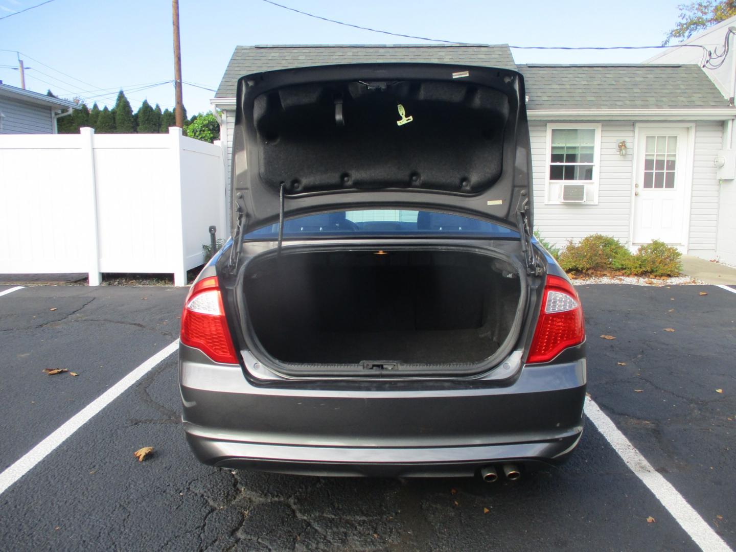 2012 GRAY Ford Fusion SE (3FAHP0HA4CR) with an 2.5L L4 DOHC 16V engine, located at 540a Delsea Drive, Sewell, NJ, 08080, (987) 867-5309, 39.752560, -75.111206- Photo#22