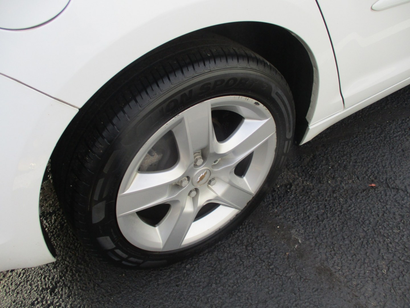 2012 WHITE Chevrolet Malibu LS (1G1ZB5E01CF) with an 2.4L L4 DOHC 16V engine, 6-Speed Automatic transmission, located at 540a Delsea Drive, Sewell, NJ, 08080, (987) 867-5309, 39.752560, -75.111206- Photo#24