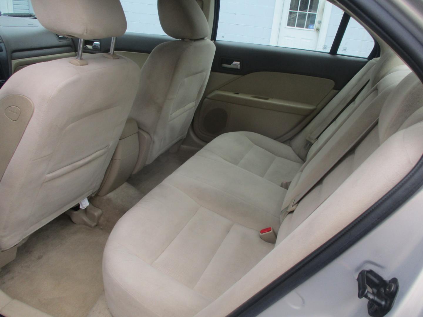 2009 GOLD Ford Fusion V6 SE (3FAHP07189R) with an 3.0L V6 DOHC 24V engine, located at 540a Delsea Drive, Sewell, NJ, 08080, (987) 867-5309, 39.752560, -75.111206- Photo#15