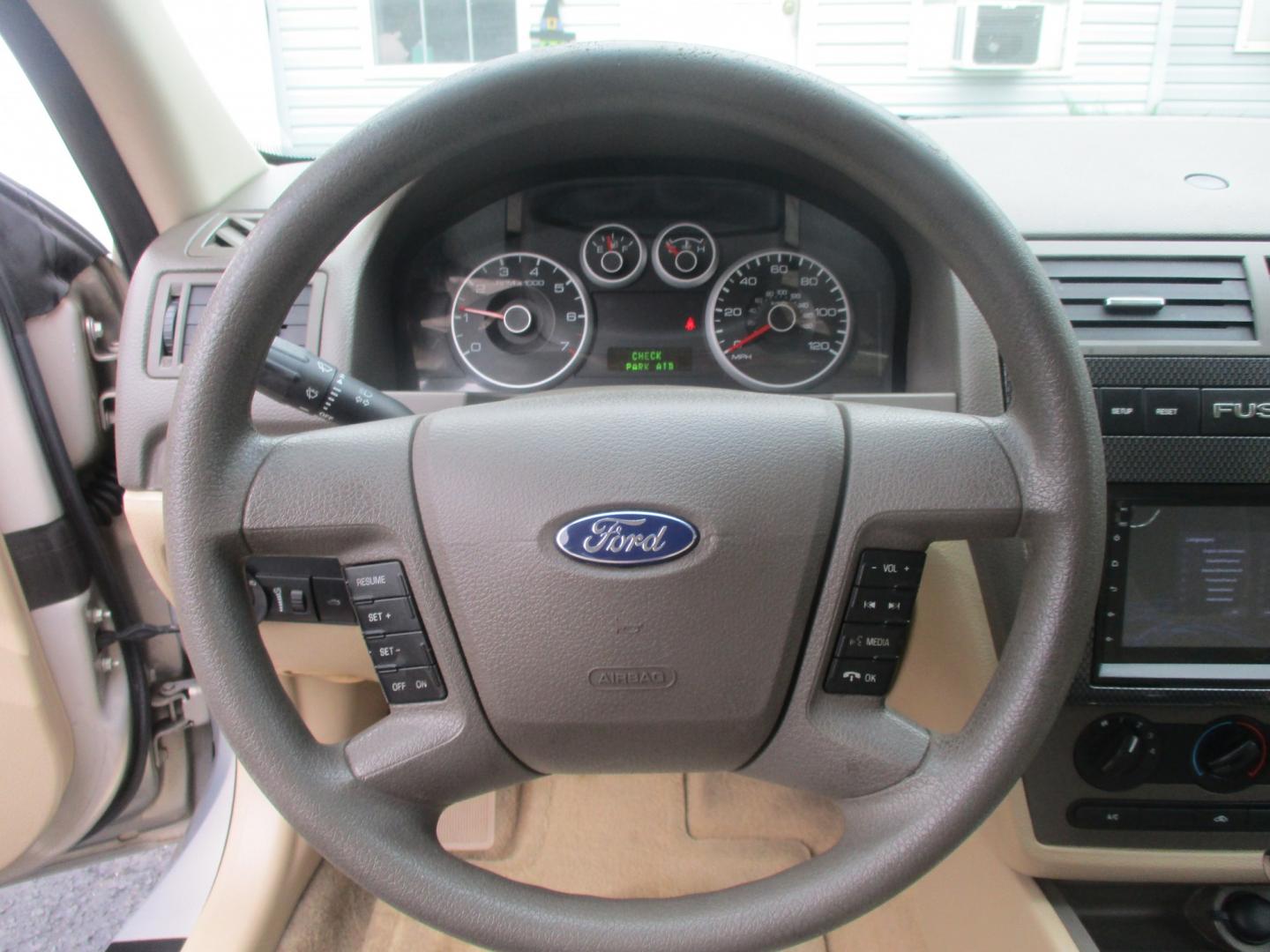2009 GOLD Ford Fusion V6 SE (3FAHP07189R) with an 3.0L V6 DOHC 24V engine, located at 540a Delsea Drive, Sewell, NJ, 08080, (987) 867-5309, 39.752560, -75.111206- Photo#17