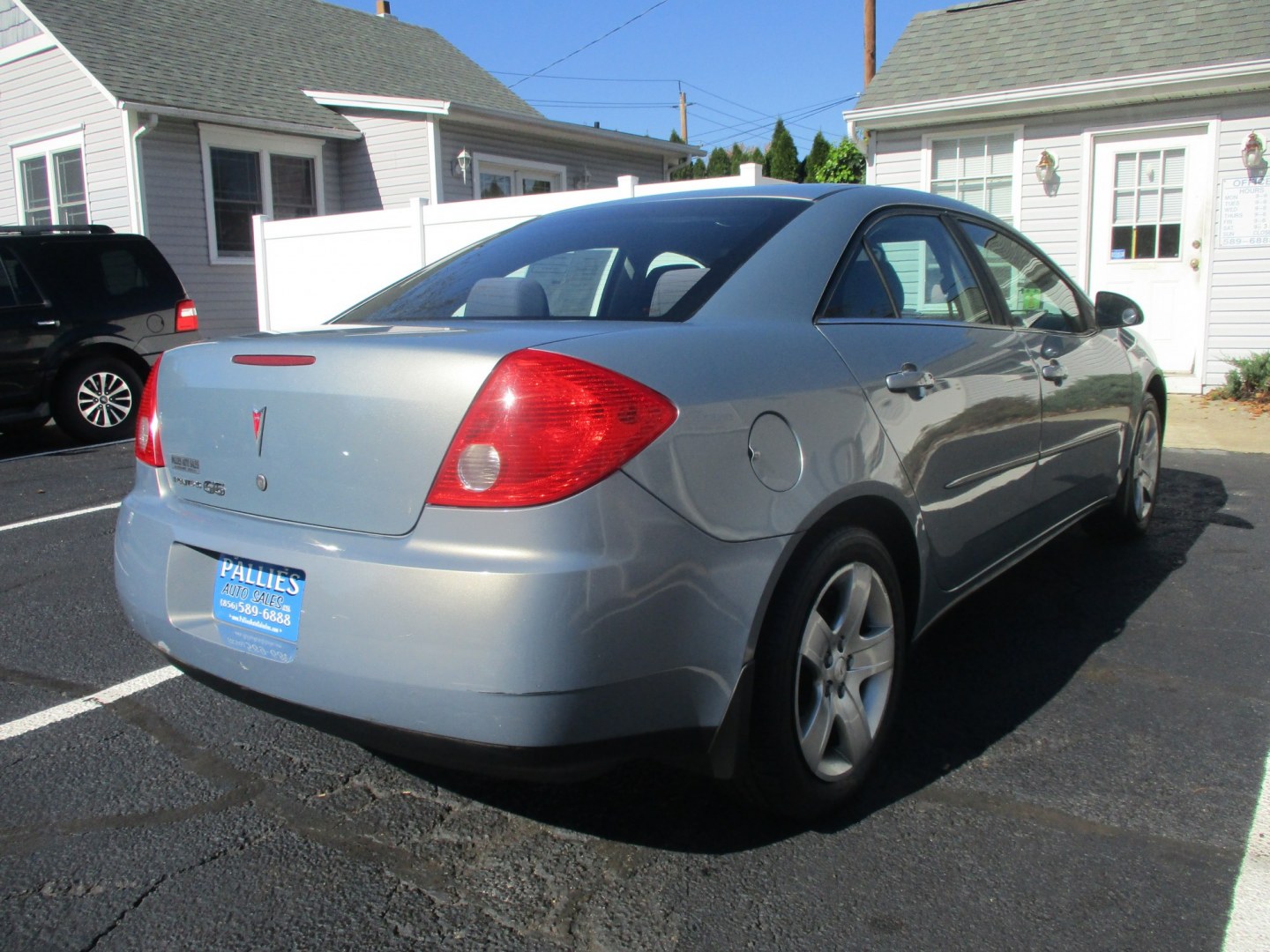 2009 BLUE Pontiac G6 Sedan (1G2ZG57B894) with an 2.4L L4 DOHC 16V engine, 4A OD transmission, located at 540a Delsea Drive, Sewell, NJ, 08080, (987) 867-5309, 39.752560, -75.111206- Photo#5