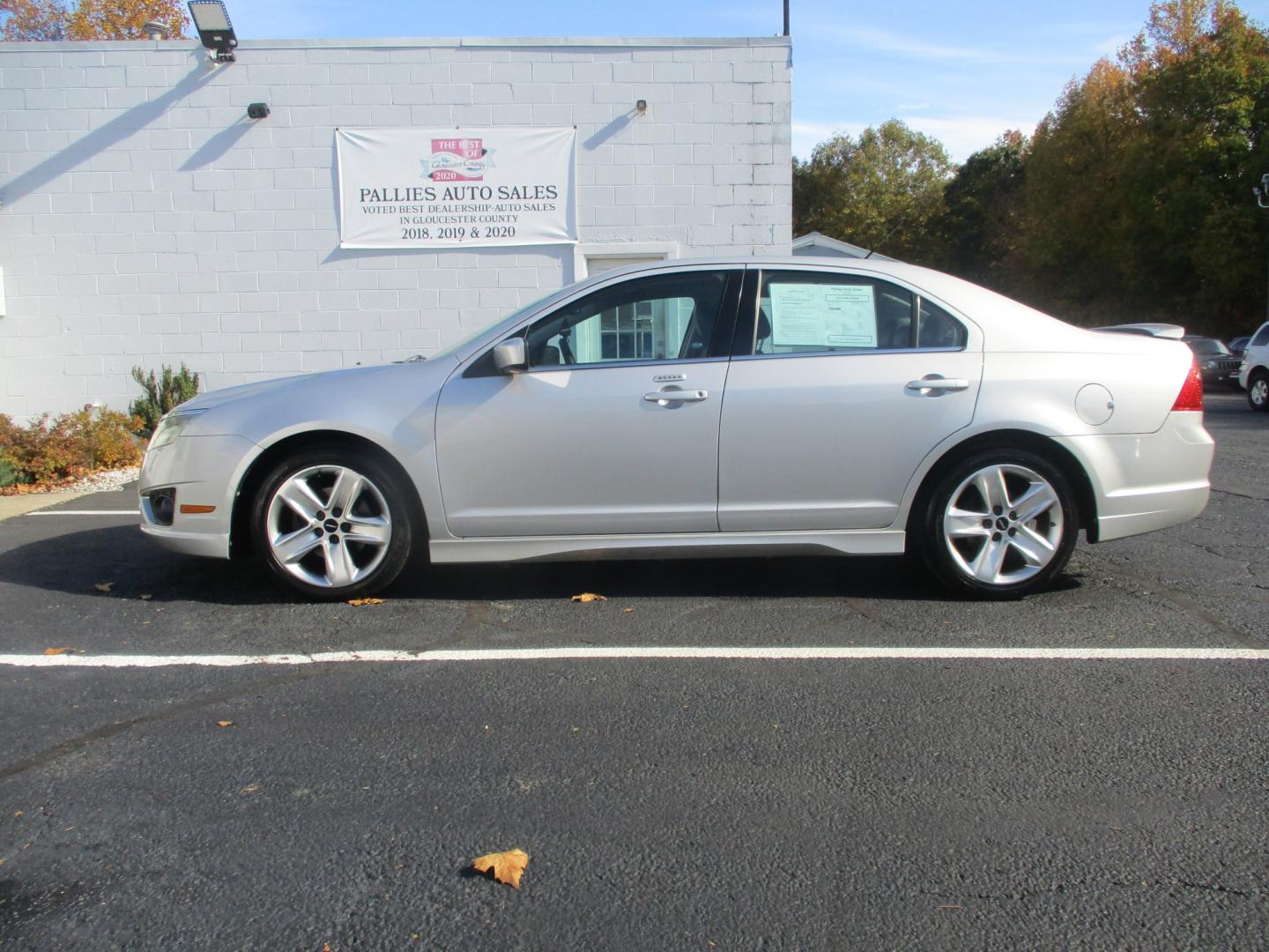 2010 SILVER Ford Fusion V6 Sport FWD (3FAHP0KC3AR) with an 3.5L V6 DOHC 24V engine, located at 540a Delsea Drive, Sewell, NJ, 08080, (987) 867-5309, 39.752560, -75.111206- Photo#2