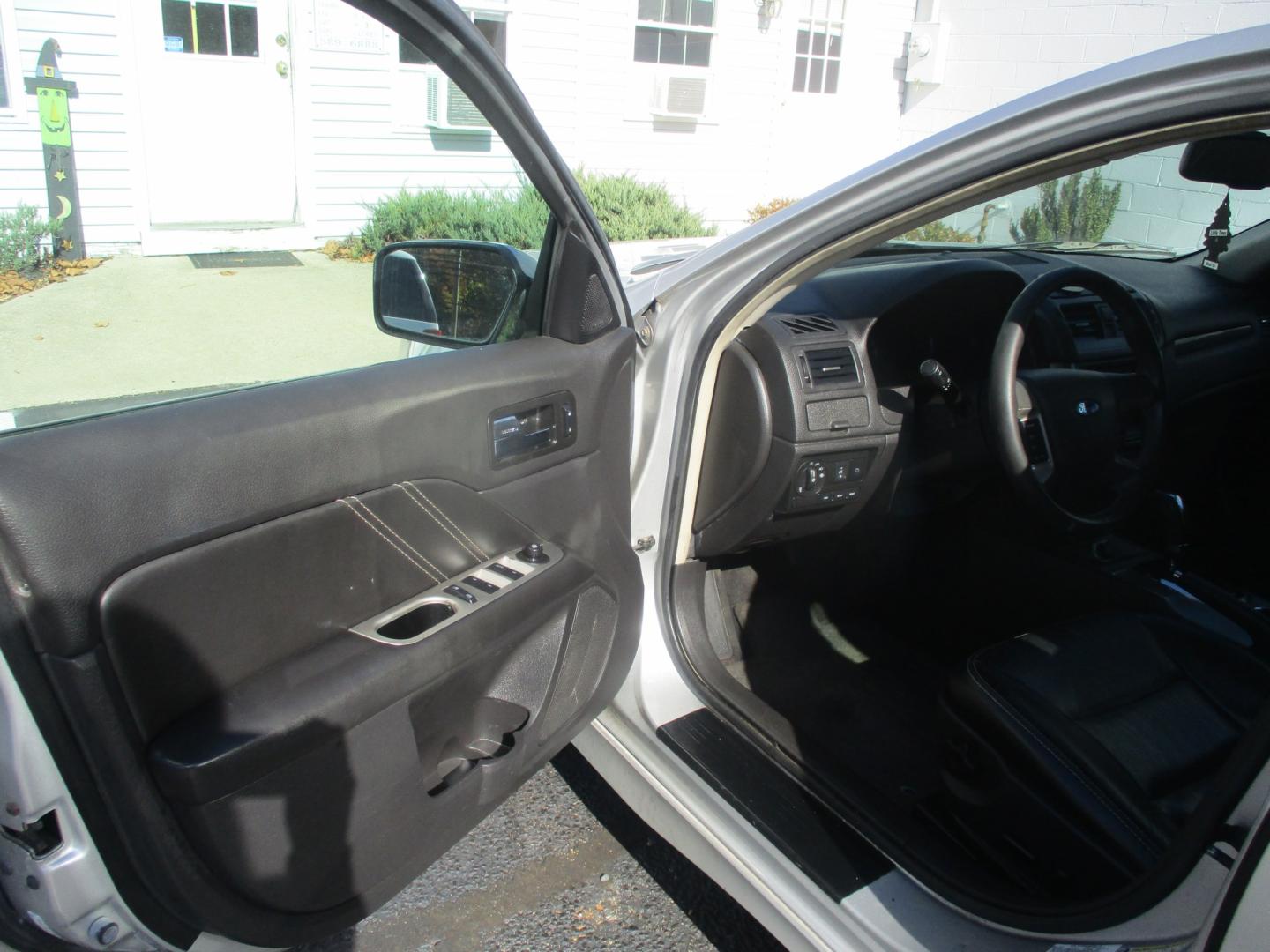 2010 SILVER Ford Fusion V6 Sport FWD (3FAHP0KC3AR) with an 3.5L V6 DOHC 24V engine, located at 540a Delsea Drive, Sewell, NJ, 08080, (987) 867-5309, 39.752560, -75.111206- Photo#14