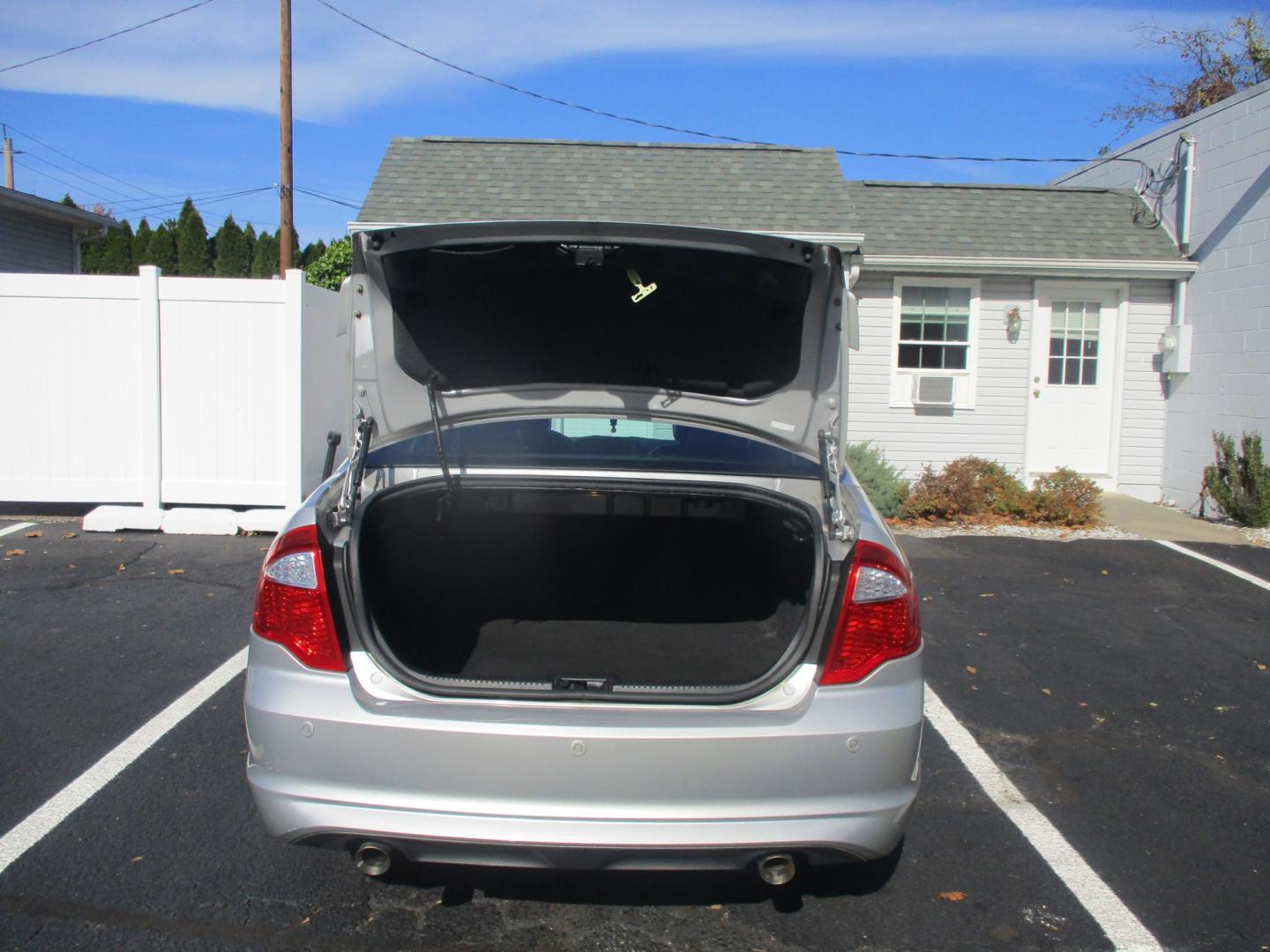 2010 SILVER Ford Fusion V6 Sport FWD (3FAHP0KC3AR) with an 3.5L V6 DOHC 24V engine, located at 540a Delsea Drive, Sewell, NJ, 08080, (987) 867-5309, 39.752560, -75.111206- Photo#27