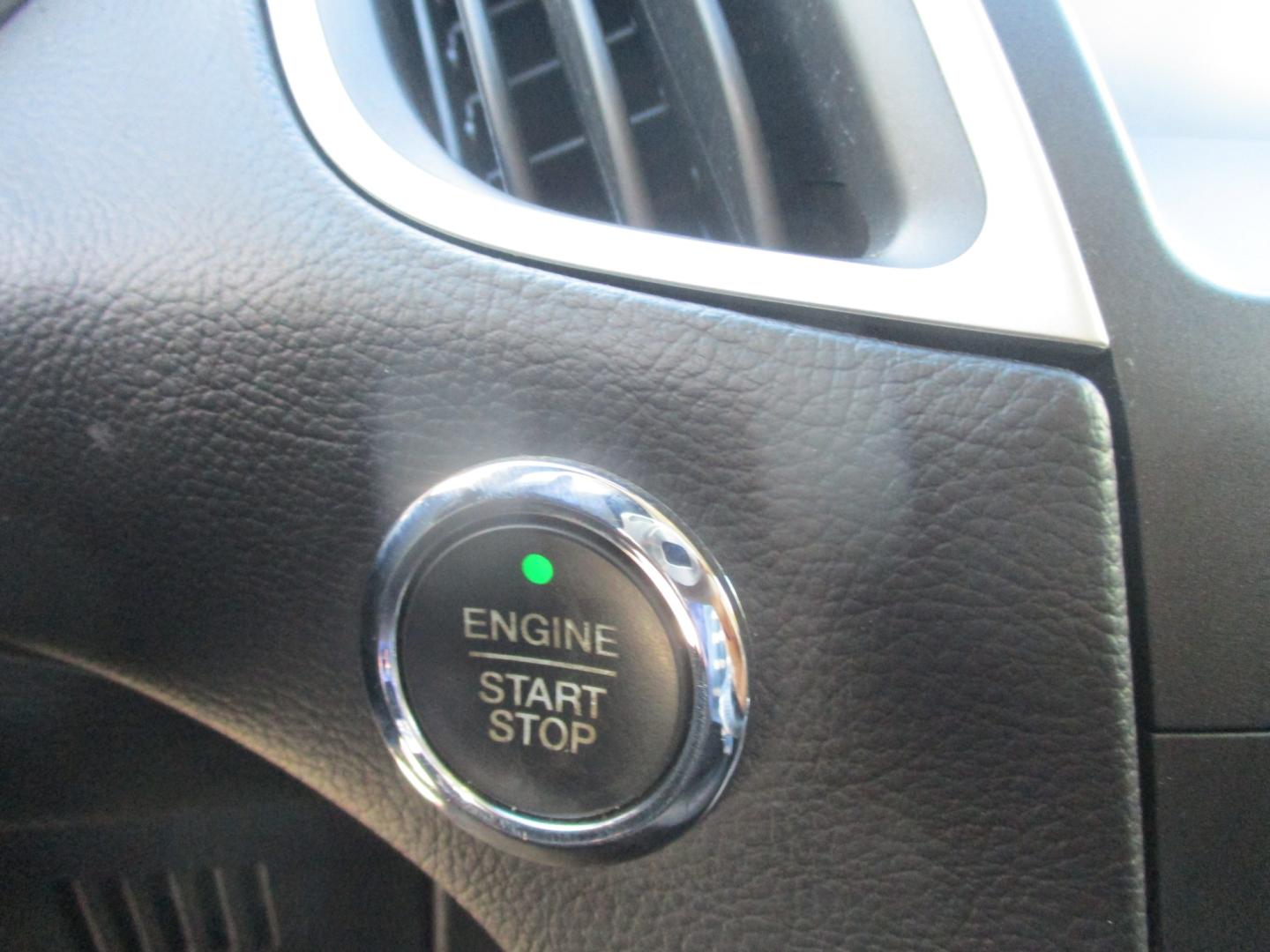 2015 GREEN Ford Edge SEL AWD (2FMTK4J87FB) with an 3.5L V6 DOHC 24V engine, 6A transmission, located at 540a Delsea Drive, Sewell, NJ, 08080, (987) 867-5309, 39.752560, -75.111206- Photo#20