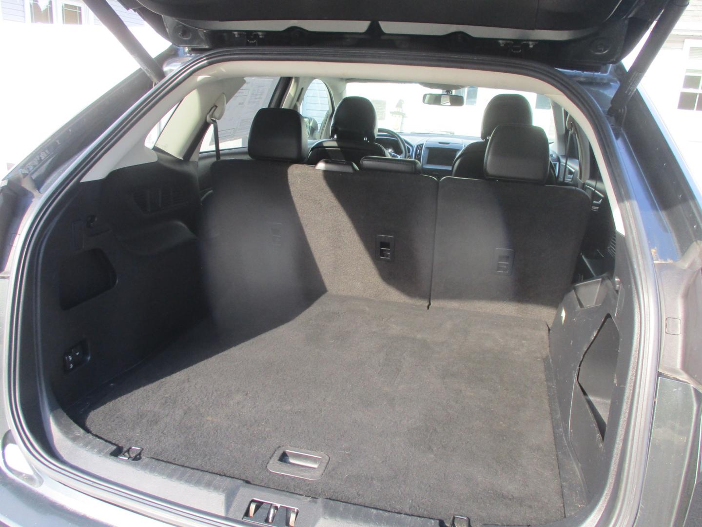 2015 GREEN Ford Edge SEL AWD (2FMTK4J87FB) with an 3.5L V6 DOHC 24V engine, 6A transmission, located at 540a Delsea Drive, Sewell, NJ, 08080, (987) 867-5309, 39.752560, -75.111206- Photo#32