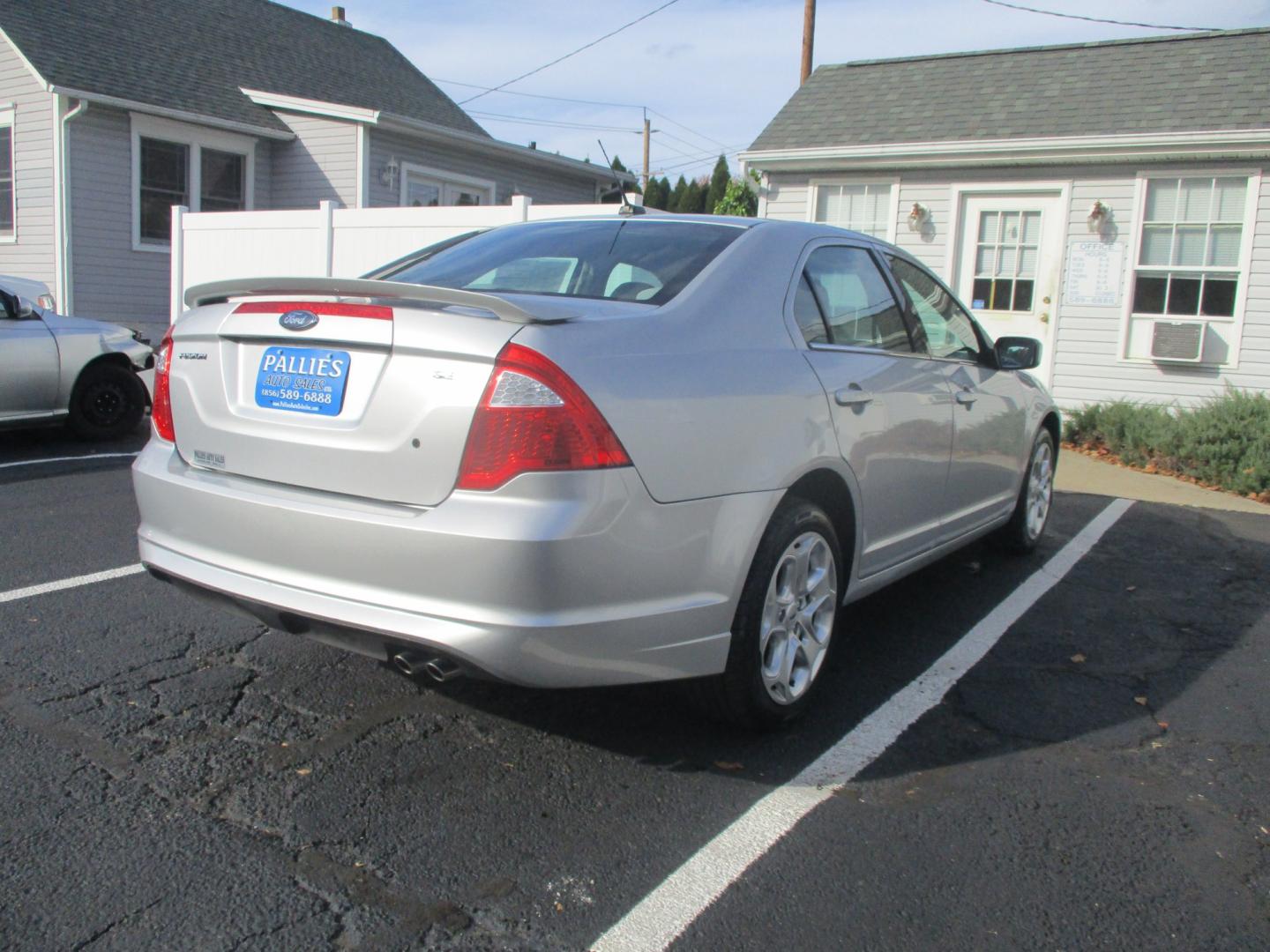 2010 SILVER Ford Fusion SE (3FAHP0HA7AR) with an 2.5L L4 DOHC 16V engine, located at 540a Delsea Drive, Sewell, NJ, 08080, (987) 867-5309, 39.752560, -75.111206- Photo#8