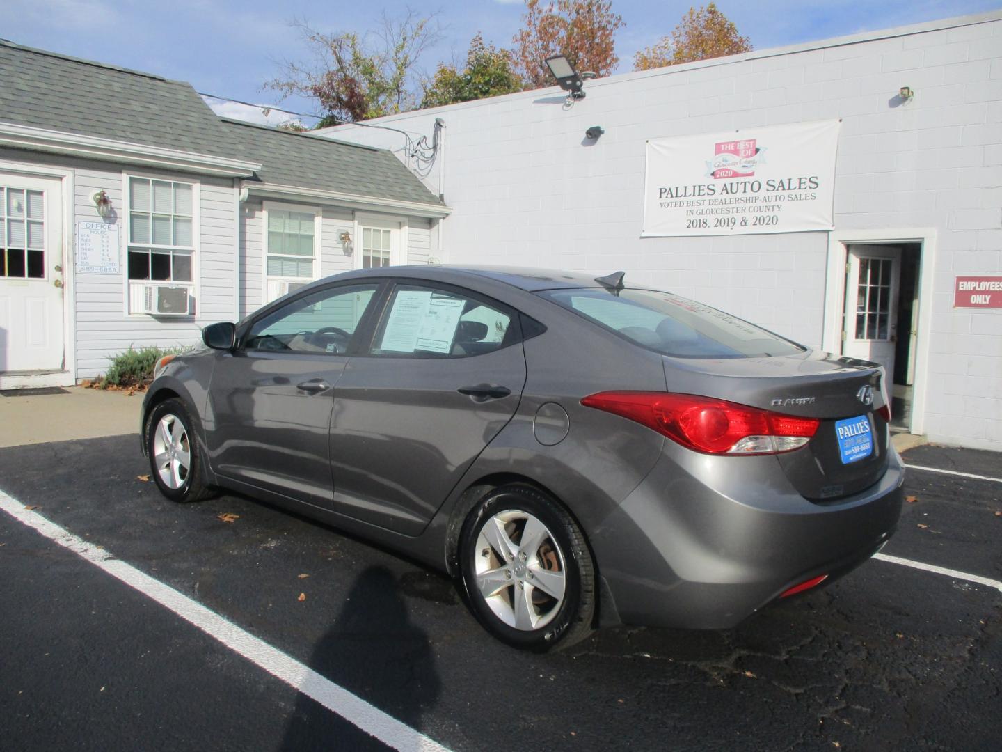 2013 GRAY Hyundai Elantra Limited (5NPDH4AE1DH) with an 1.8L L4 DOHC 16V engine, 6-Speed Automatic transmission, located at 540a Delsea Drive, Sewell, NJ, 08080, (987) 867-5309, 39.752560, -75.111206- Photo#3