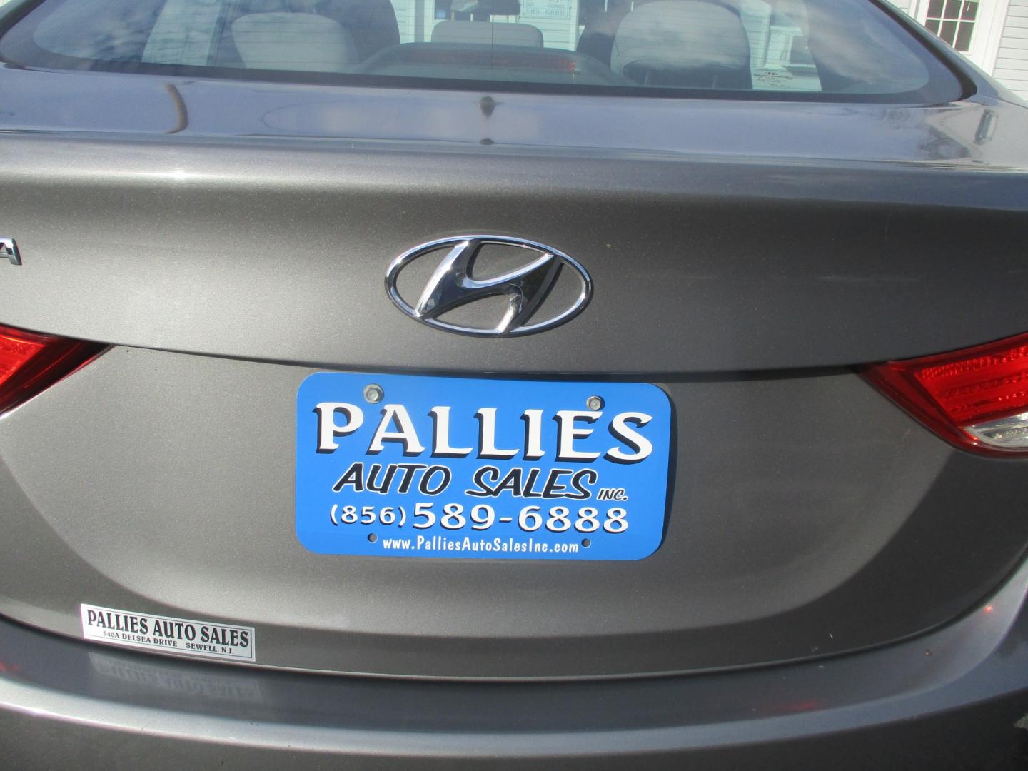 2013 GRAY Hyundai Elantra Limited (5NPDH4AE1DH) with an 1.8L L4 DOHC 16V engine, 6-Speed Automatic transmission, located at 540a Delsea Drive, Sewell, NJ, 08080, (987) 867-5309, 39.752560, -75.111206- Photo#5
