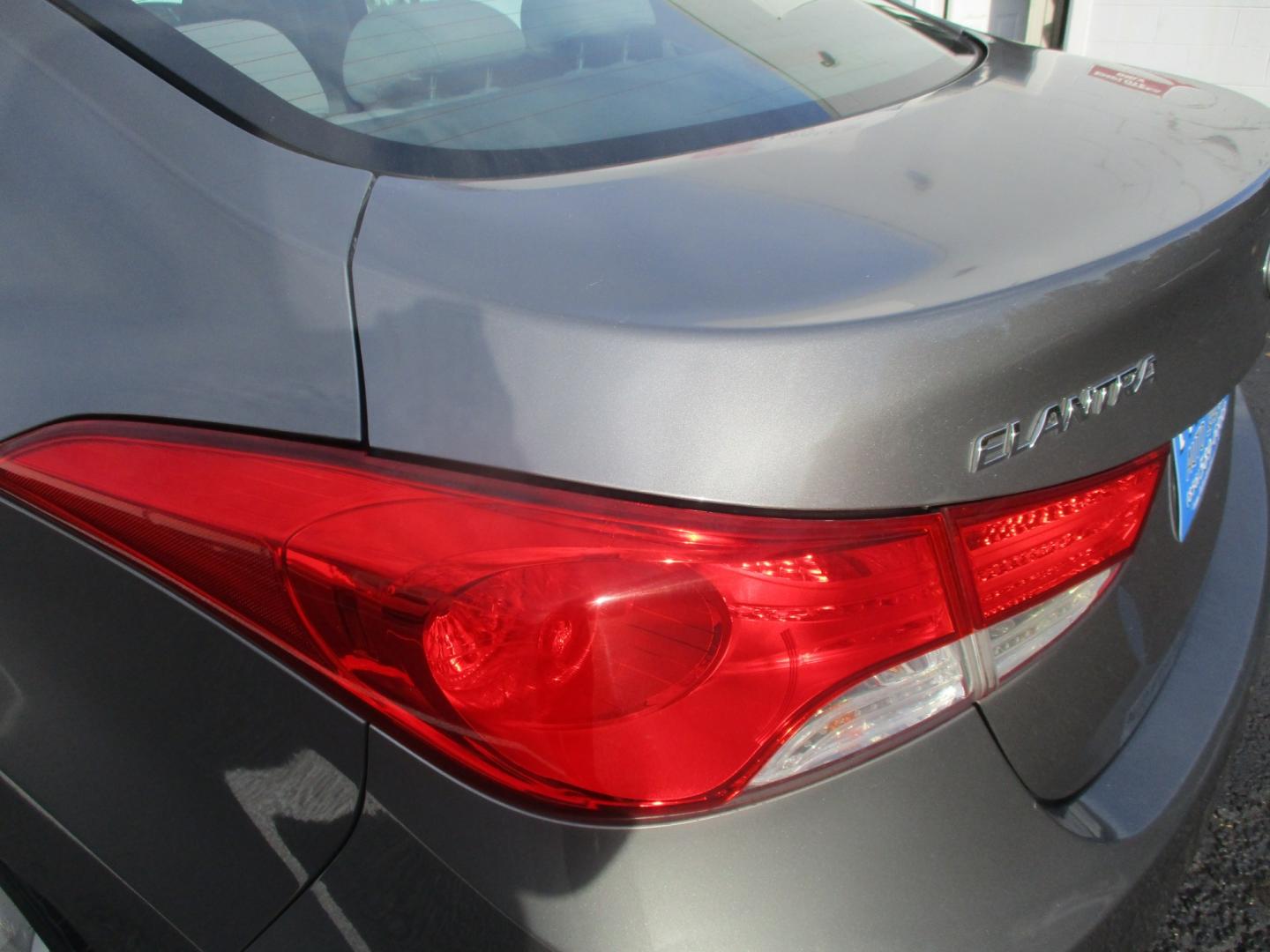 2013 GRAY Hyundai Elantra Limited (5NPDH4AE1DH) with an 1.8L L4 DOHC 16V engine, 6-Speed Automatic transmission, located at 540a Delsea Drive, Sewell, NJ, 08080, (987) 867-5309, 39.752560, -75.111206- Photo#4