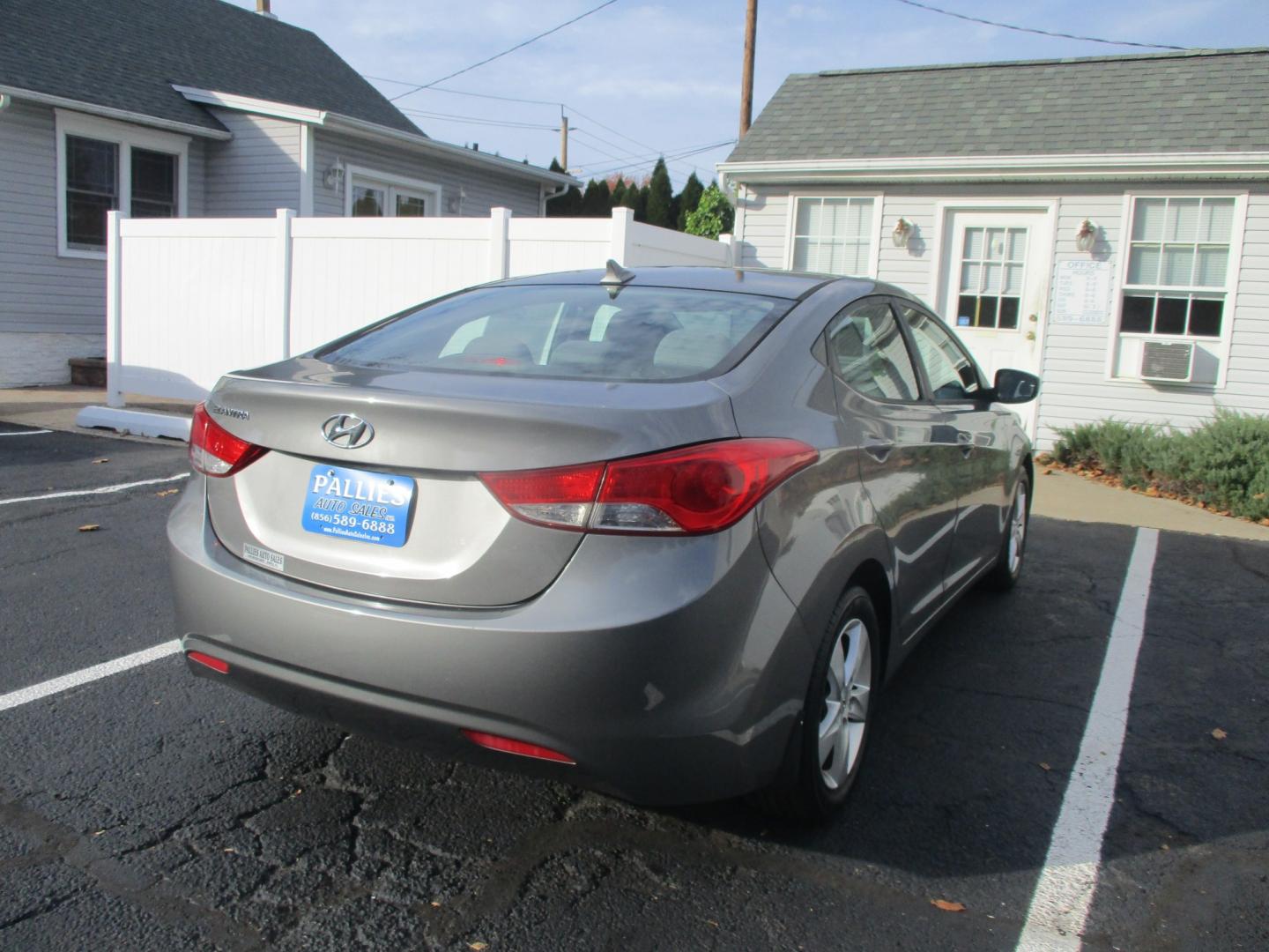 2013 GRAY Hyundai Elantra Limited (5NPDH4AE1DH) with an 1.8L L4 DOHC 16V engine, 6-Speed Automatic transmission, located at 540a Delsea Drive, Sewell, NJ, 08080, (987) 867-5309, 39.752560, -75.111206- Photo#7