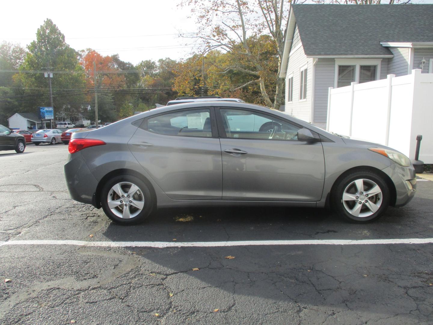 2013 GRAY Hyundai Elantra Limited (5NPDH4AE1DH) with an 1.8L L4 DOHC 16V engine, 6-Speed Automatic transmission, located at 540a Delsea Drive, Sewell, NJ, 08080, (987) 867-5309, 39.752560, -75.111206- Photo#8