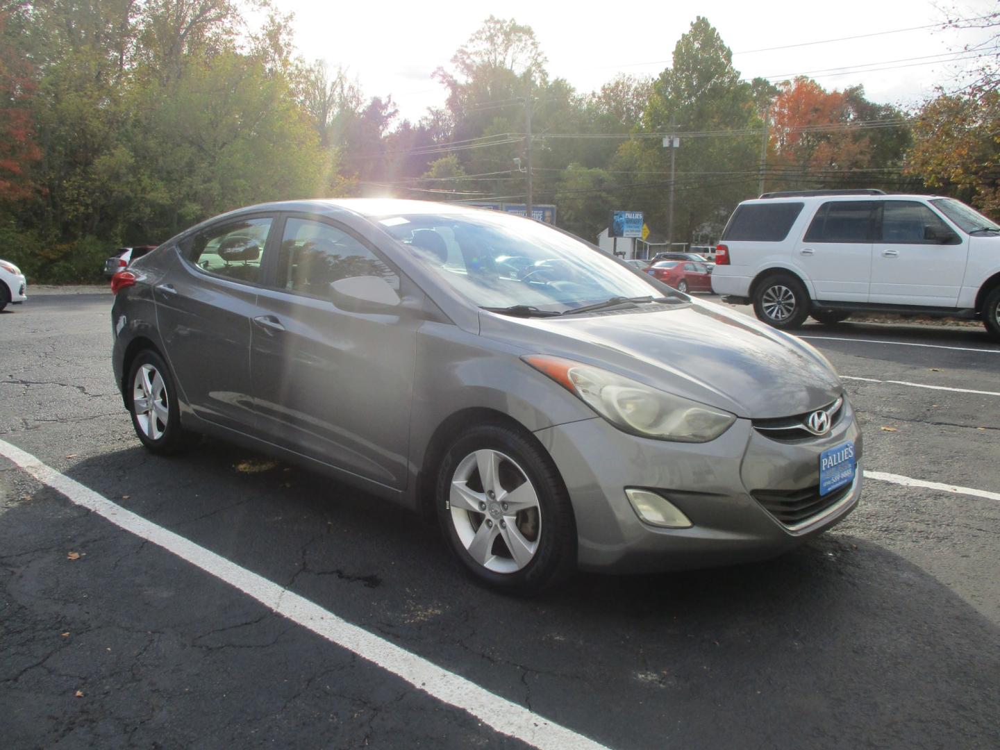 2013 GRAY Hyundai Elantra Limited (5NPDH4AE1DH) with an 1.8L L4 DOHC 16V engine, 6-Speed Automatic transmission, located at 540a Delsea Drive, Sewell, NJ, 08080, (987) 867-5309, 39.752560, -75.111206- Photo#9