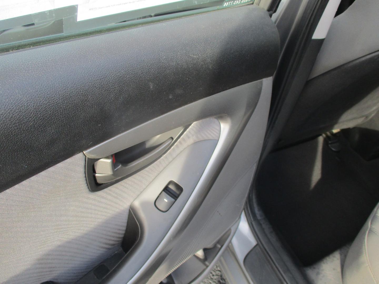 2013 GRAY Hyundai Elantra Limited (5NPDH4AE1DH) with an 1.8L L4 DOHC 16V engine, 6-Speed Automatic transmission, located at 540a Delsea Drive, Sewell, NJ, 08080, (987) 867-5309, 39.752560, -75.111206- Photo#17