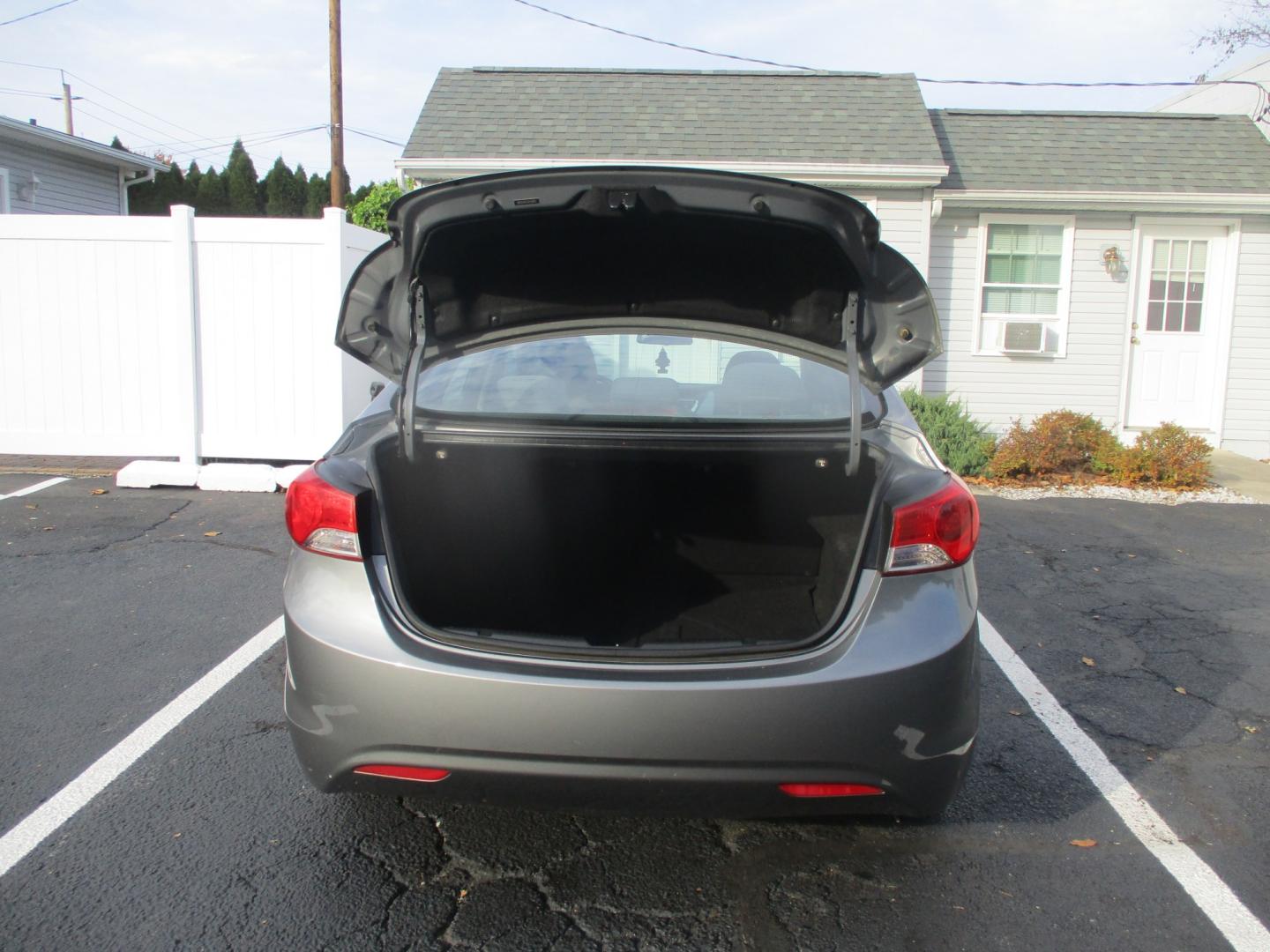 2013 GRAY Hyundai Elantra Limited (5NPDH4AE1DH) with an 1.8L L4 DOHC 16V engine, 6-Speed Automatic transmission, located at 540a Delsea Drive, Sewell, NJ, 08080, (987) 867-5309, 39.752560, -75.111206- Photo#24
