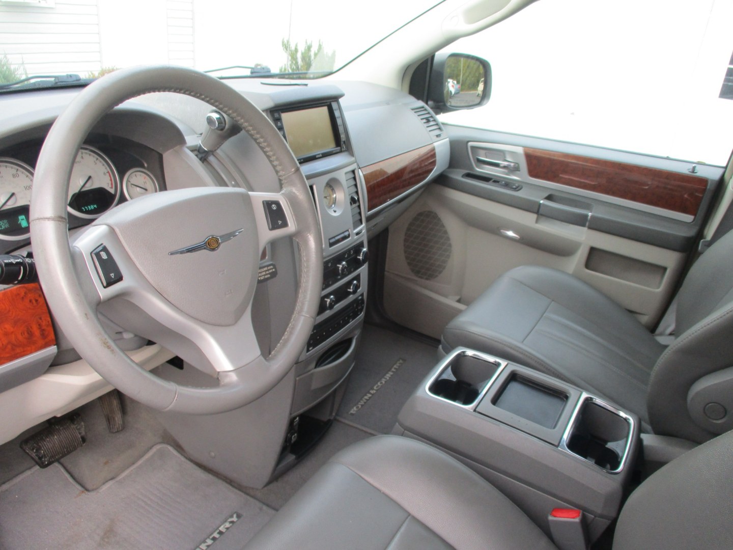 2009 BLACK Chrysler Town & Country Touring (2A8HR54159R) , 6A OD transmission, located at 540a Delsea Drive, Sewell, NJ, 08080, (987) 867-5309, 39.752560, -75.111206- Photo#16