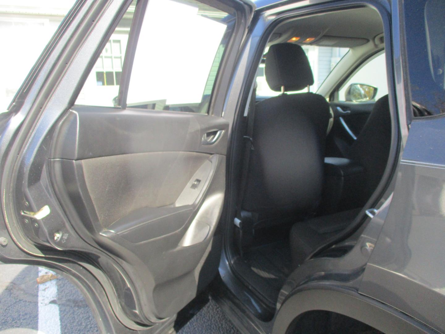 2015 GRAY Mazda CX-5 Touring AWD (JM3KE4CYXF0) with an 2.5L L4 DOHC 16V engine, 6-Speed Automatic transmission, located at 540a Delsea Drive, Sewell, NJ, 08080, (987) 867-5309, 39.752560, -75.111206- Photo#11