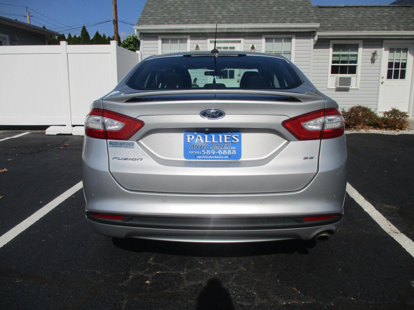 2015 SILVER Ford Fusion SE (3FA6P0H73FR) with an 2.5L L4 DOHC 16V engine, located at 540a Delsea Drive, Sewell, NJ, 08080, (987) 867-5309, 39.752560, -75.111206- Photo#3