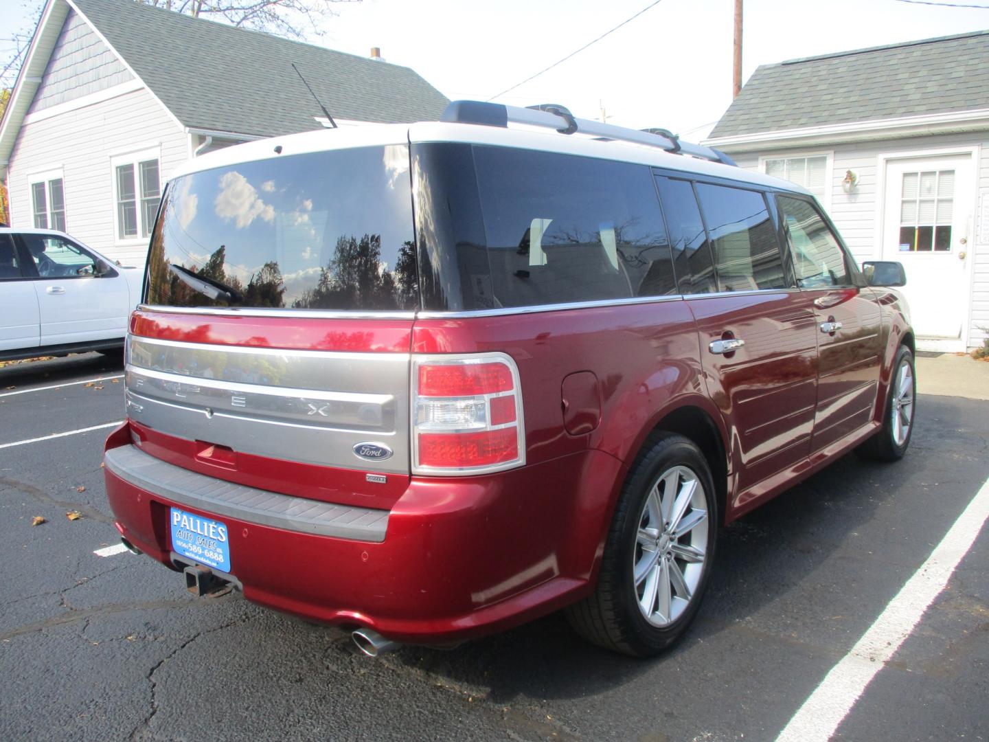 2014 RED Ford Flex Limited AWD (2FMHK6D85EB) with an 3.5L V6 DOHC 24V engine, 6-Speed Automatic Overdrive transmission, located at 540a Delsea Drive, Sewell, NJ, 08080, (987) 867-5309, 39.752560, -75.111206- Photo#5