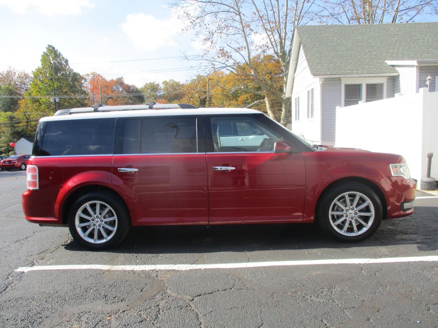 2014 RED Ford Flex Limited AWD (2FMHK6D85EB) with an 3.5L V6 DOHC 24V engine, 6-Speed Automatic Overdrive transmission, located at 540a Delsea Drive, Sewell, NJ, 08080, (987) 867-5309, 39.752560, -75.111206- Photo#6