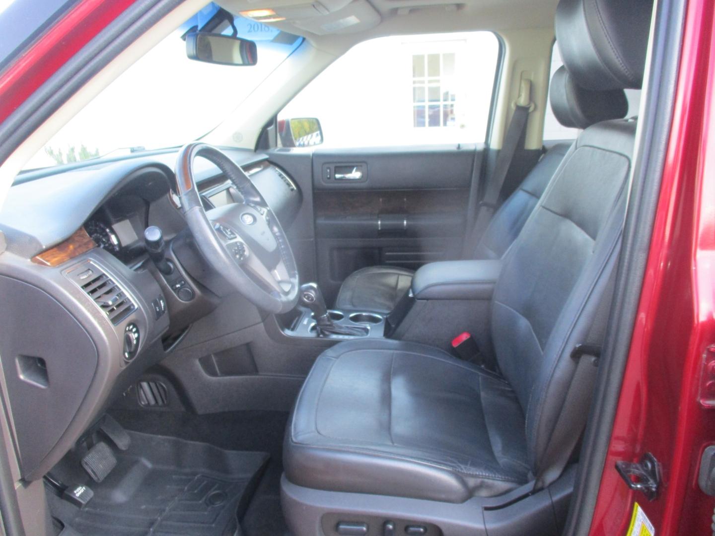 2014 RED Ford Flex Limited AWD (2FMHK6D85EB) with an 3.5L V6 DOHC 24V engine, 6-Speed Automatic Overdrive transmission, located at 540a Delsea Drive, Sewell, NJ, 08080, (987) 867-5309, 39.752560, -75.111206- Photo#11