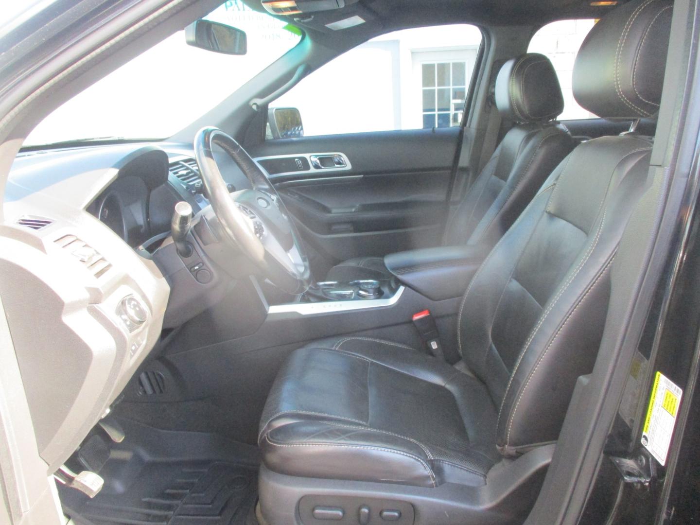 2013 BLACK Ford Explorer Sport 4WD (1FM5K8GT0DG) with an 3.5L V6 DOHC 24V engine, 6A transmission, located at 540a Delsea Drive, Sewell, NJ, 08080, (987) 867-5309, 39.752560, -75.111206- Photo#11
