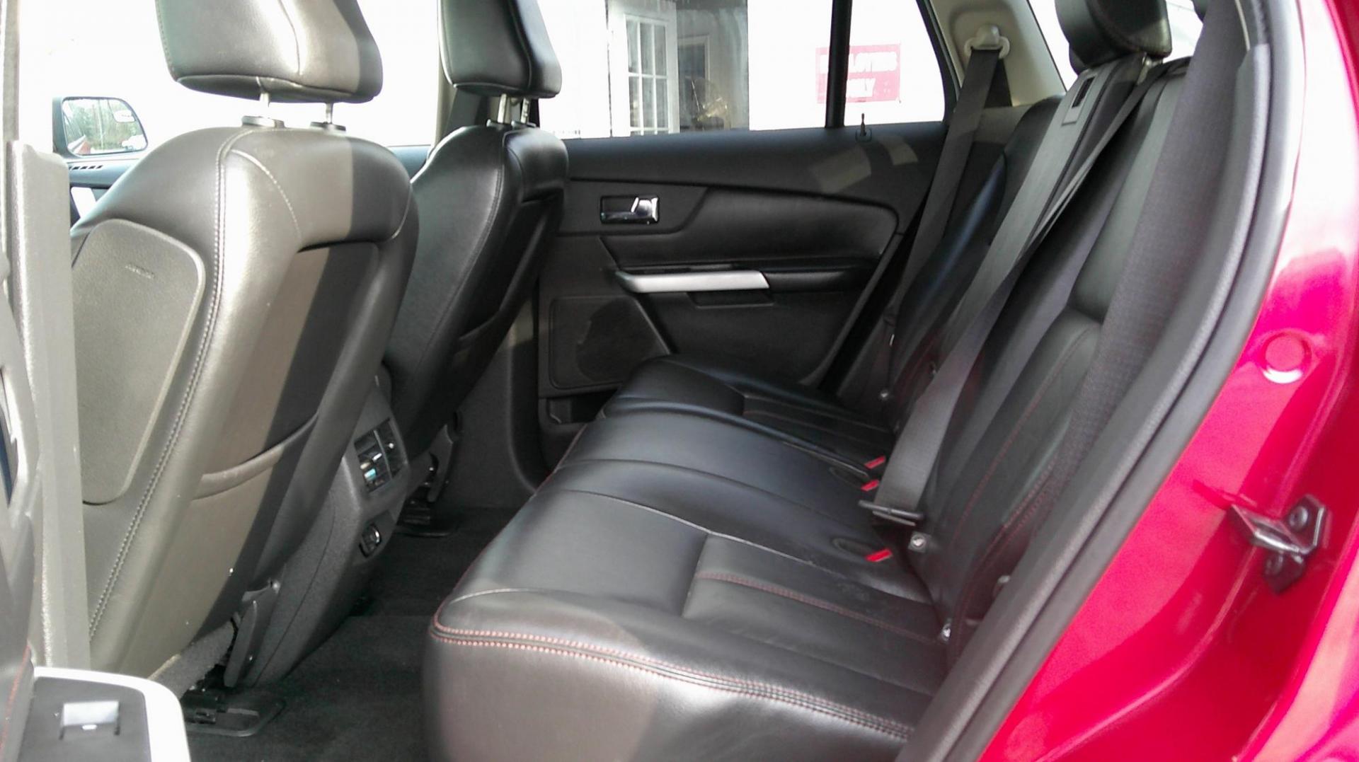 2011 RED Ford Edge SEL FWD (2FMDK3JC3BB) with an 3.5L V6 DOHC 24V engine, 6-Speed Automatic transmission, located at 540a Delsea Drive, Sewell, NJ, 08080, (987) 867-5309, 39.752560, -75.111206 - Photo#15