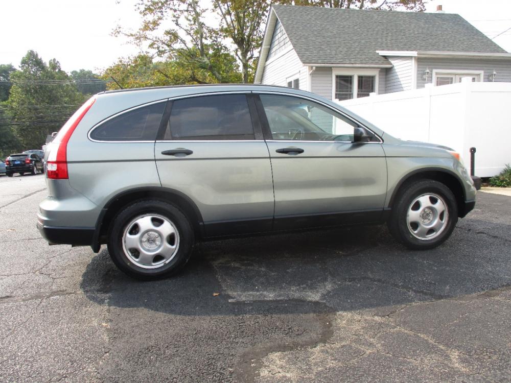 2010 Green Honda CR-V LX 2WD 5-Speed AT (5J6RE3H36AL) with an 2.4L L4 DOHC 16V engine, 5-Speed Automatic transmission, located at 540a Delsea Drive, Sewell, NJ, 08080, (856) 589-6888, 39.752560, -75.111206 - Photo #9