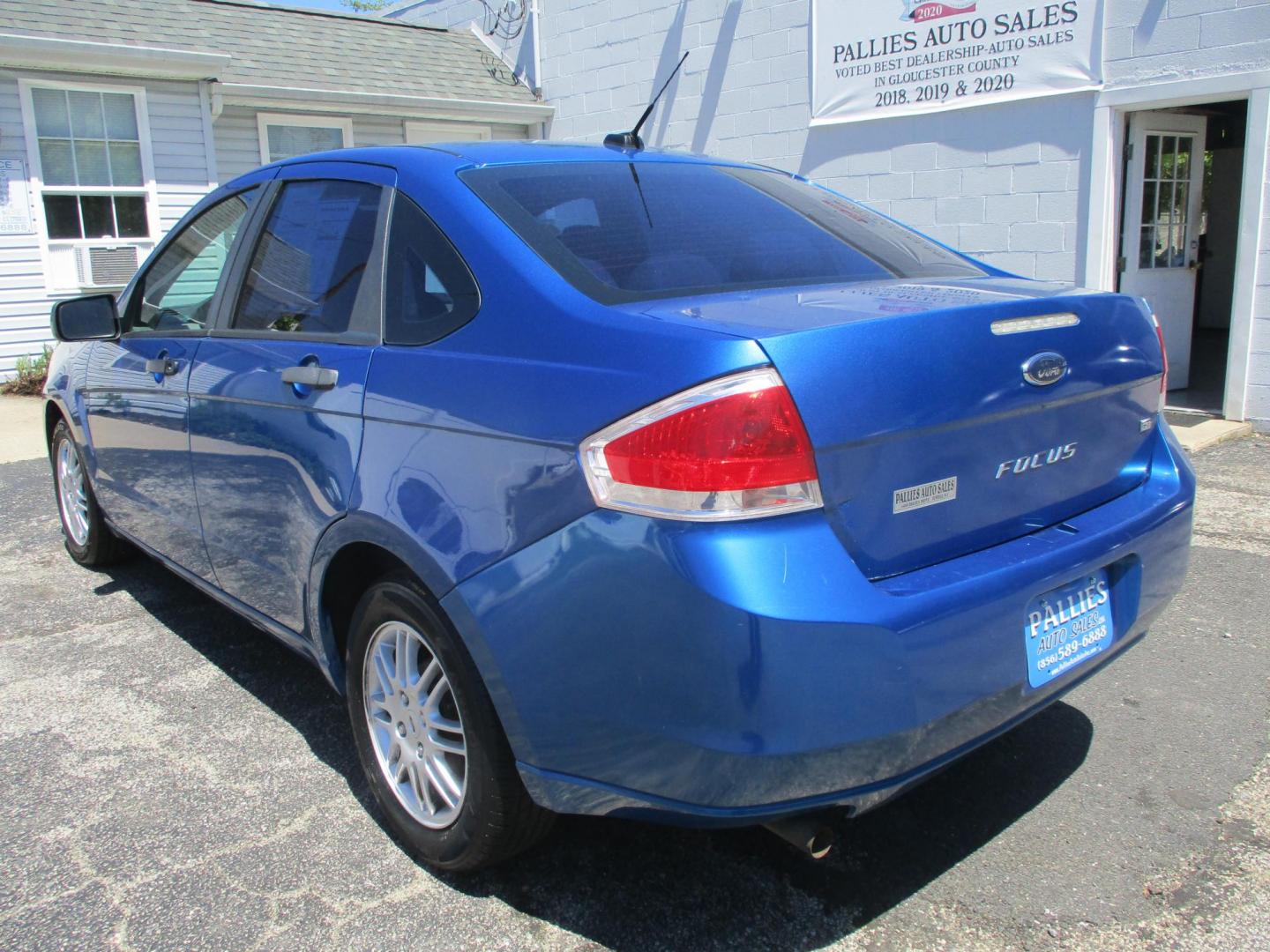 2010 BLUE Ford Focus SE Sedan (1FAHP3FN2AW) with an 2.0L L4 DOHC 16V engine, located at 540a Delsea Drive, Sewell, NJ, 08080, (987) 867-5309, 39.752560, -75.111206 - Photo#2