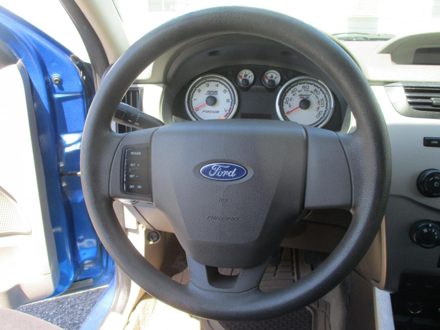 2010 BLUE Ford Focus SE Sedan (1FAHP3FN2AW) with an 2.0L L4 DOHC 16V engine, located at 540a Delsea Drive, Sewell, NJ, 08080, (987) 867-5309, 39.752560, -75.111206 - Photo#16