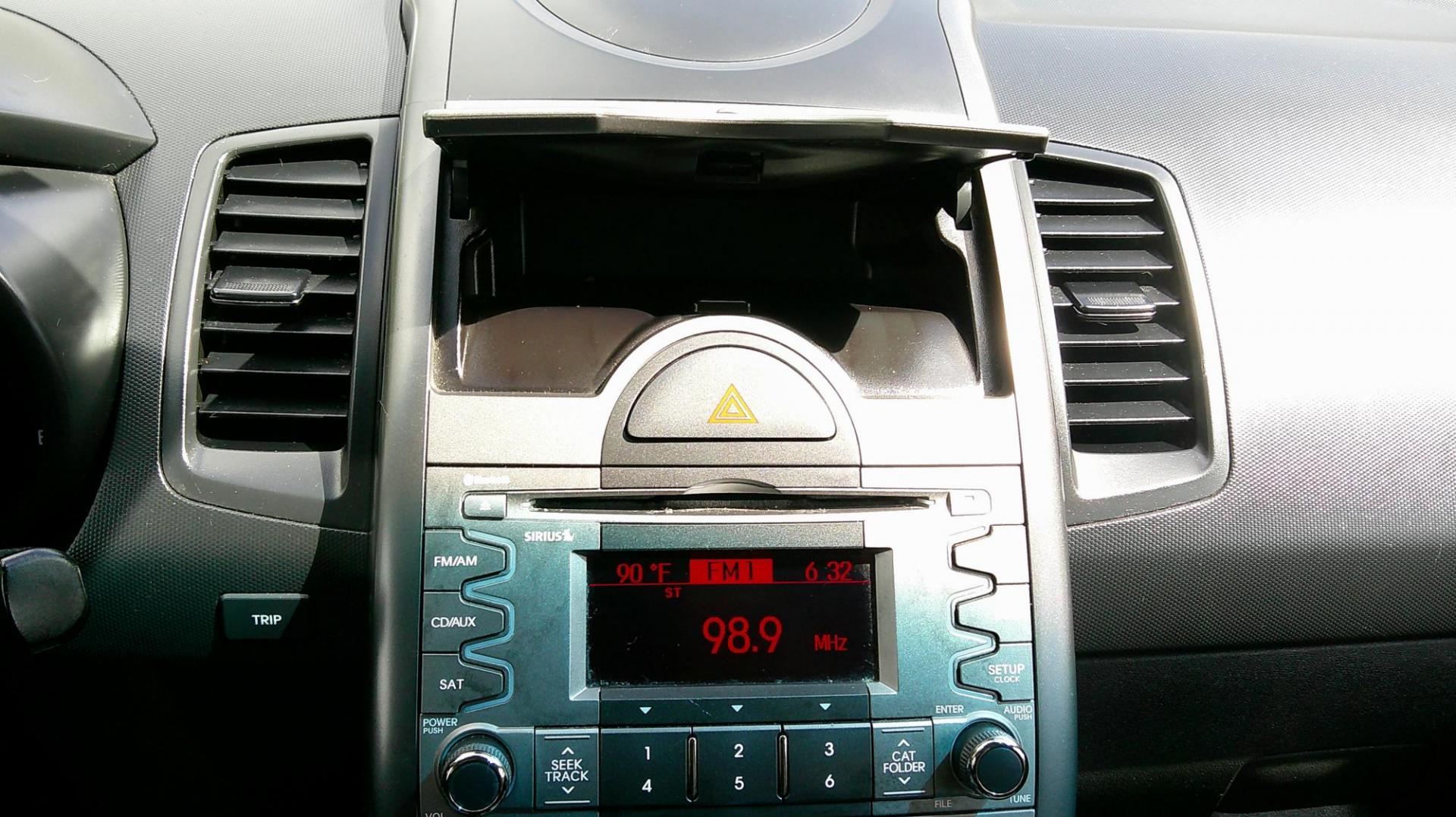 2010 SILVER Kia Soul + (KNDJT2A24A7) with an 2.0L L4 DOHC 16V engine, located at 540a Delsea Drive, Sewell, NJ, 08080, (987) 867-5309, 39.752560, -75.111206 - Photo#19