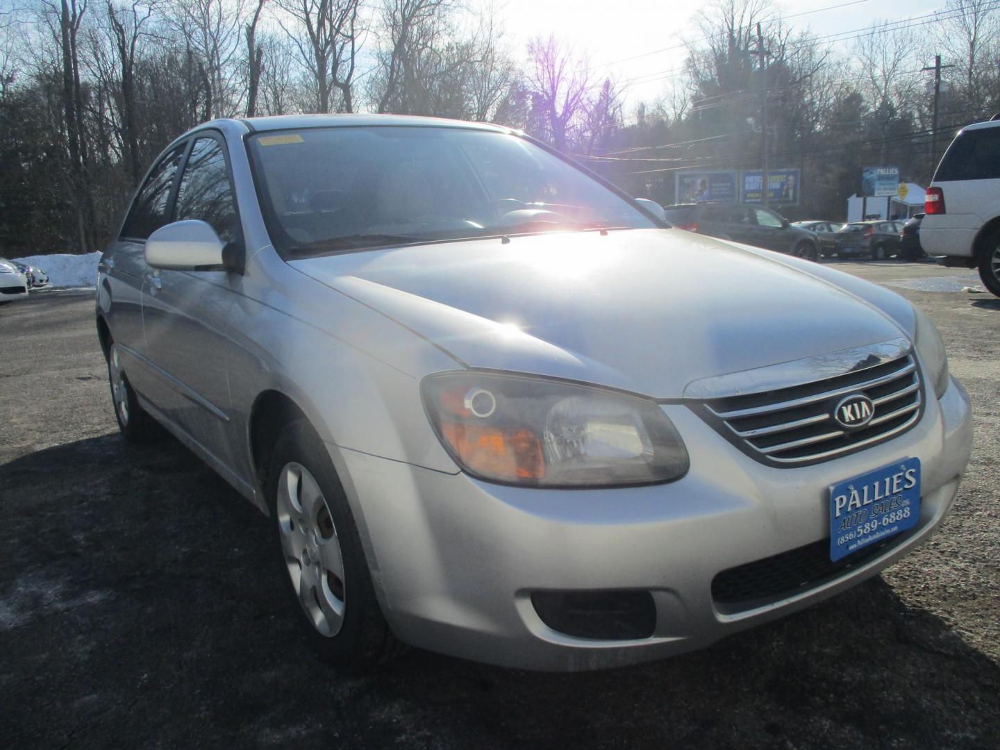 2009 SILVER Kia Spectra EX (KNAFE221095) with an 2.0L L4 DOHC 16V engine, AUTOMATIC transmission, located at 540a Delsea Drive, Sewell, NJ, 08080, (987) 867-5309, 39.752560, -75.111206 - Photo#8