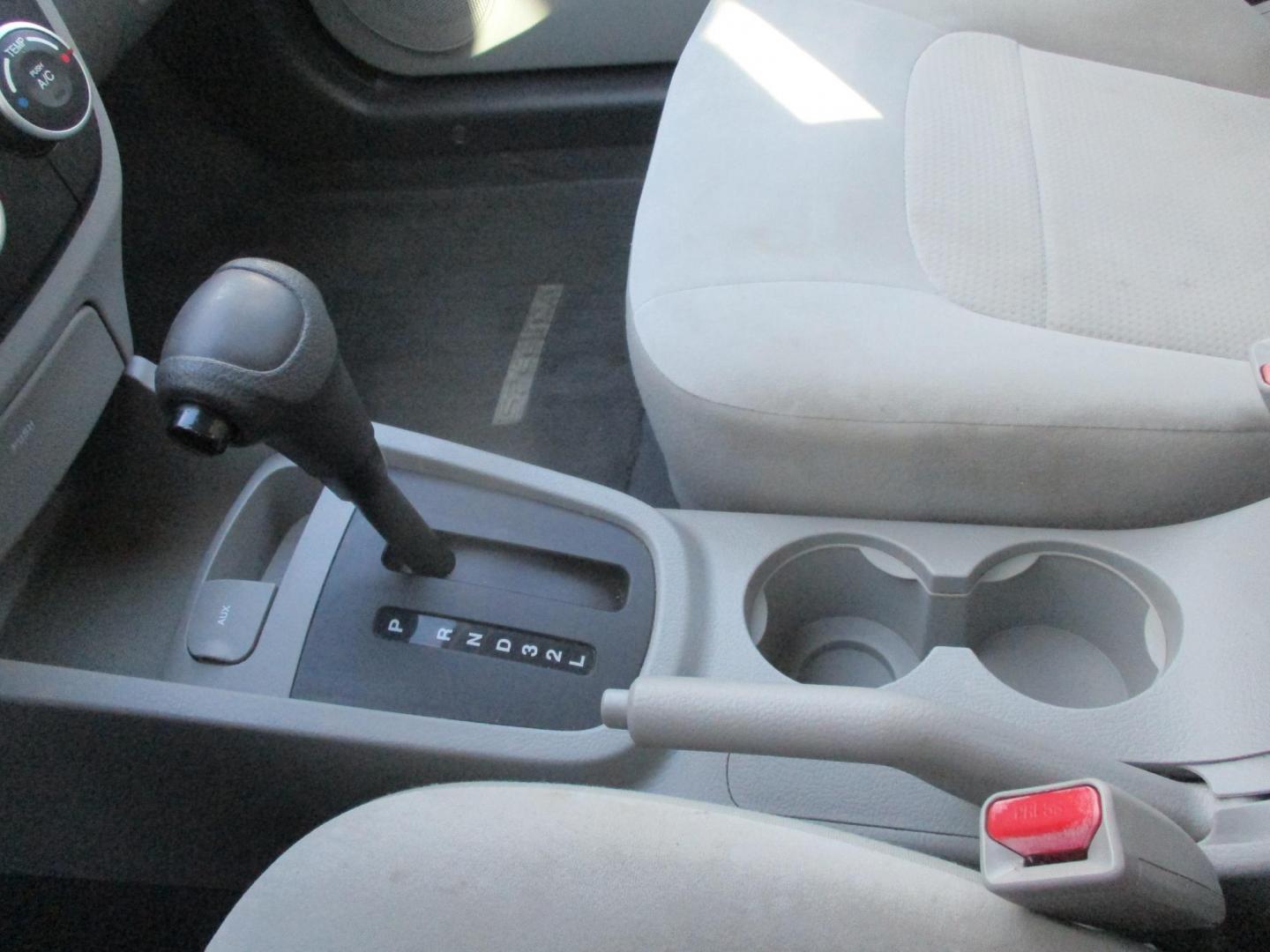 2009 SILVER Kia Spectra EX (KNAFE221095) with an 2.0L L4 DOHC 16V engine, AUTOMATIC transmission, located at 540a Delsea Drive, Sewell, NJ, 08080, (987) 867-5309, 39.752560, -75.111206 - Photo#19